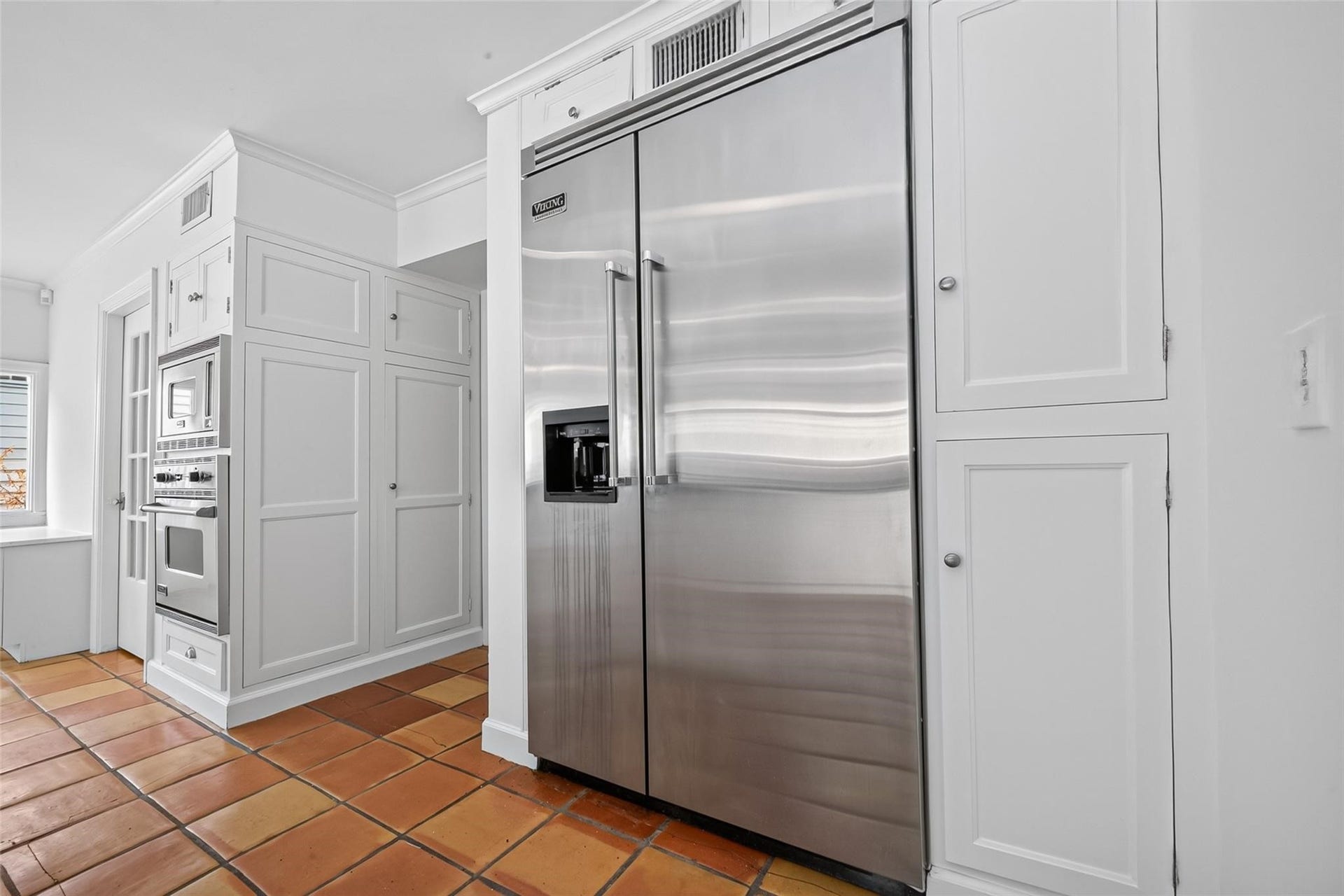 2127 Milford Street, Houston, TX 77098 2127 Milford Street, Houston, TX 77098