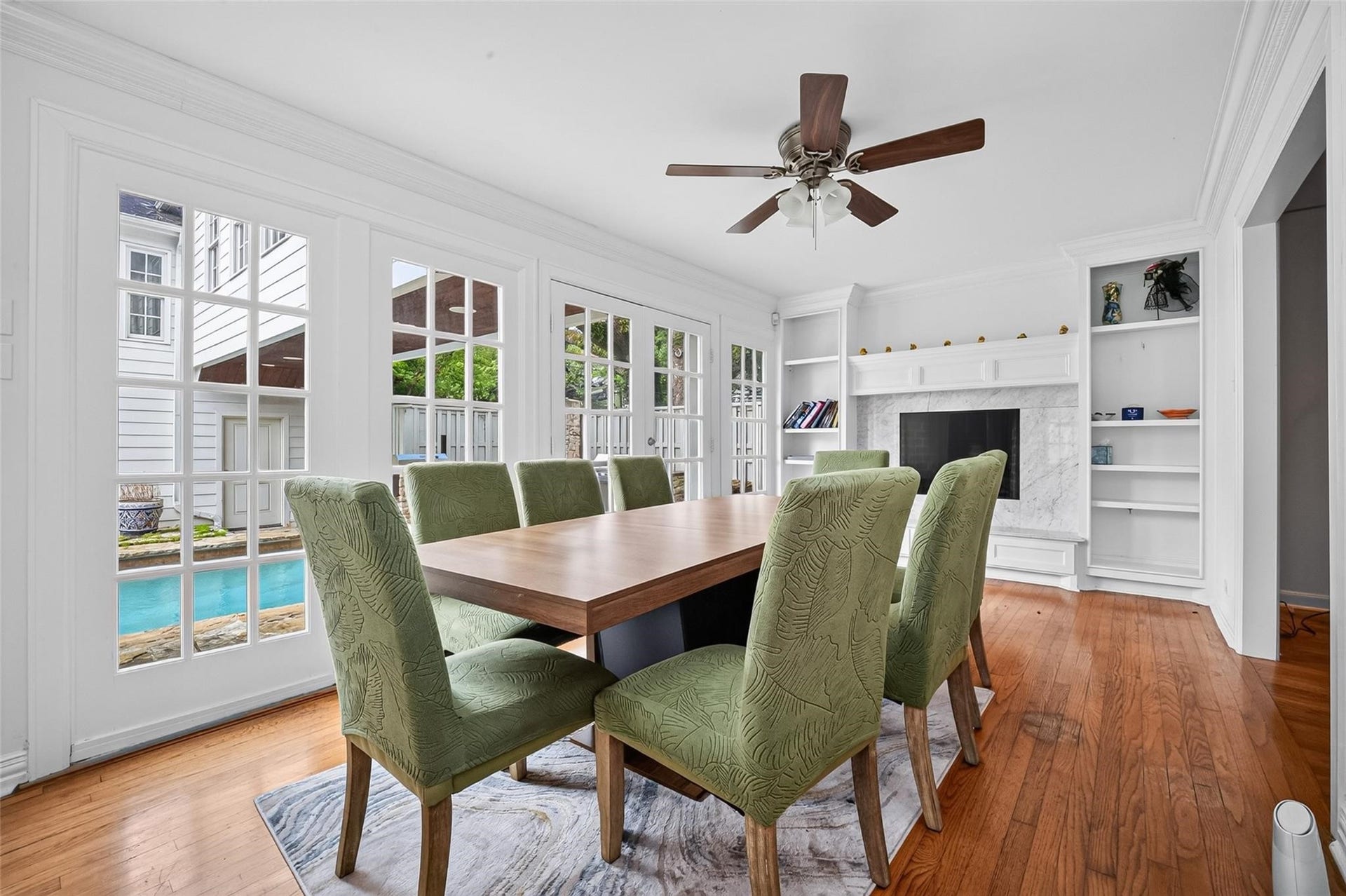 2127 Milford Street, Houston, TX 77098 2127 Milford Street, Houston, TX 77098