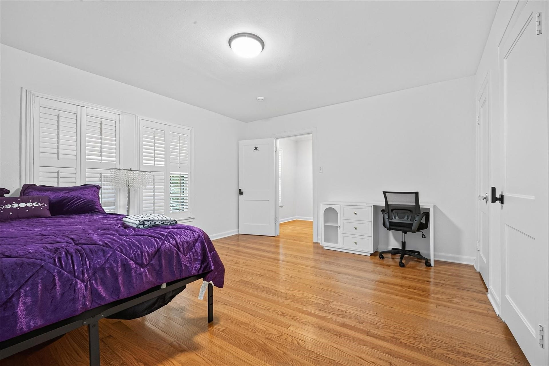 2127 Milford Street, Houston, TX 77098 2127 Milford Street, Houston, TX 77098
