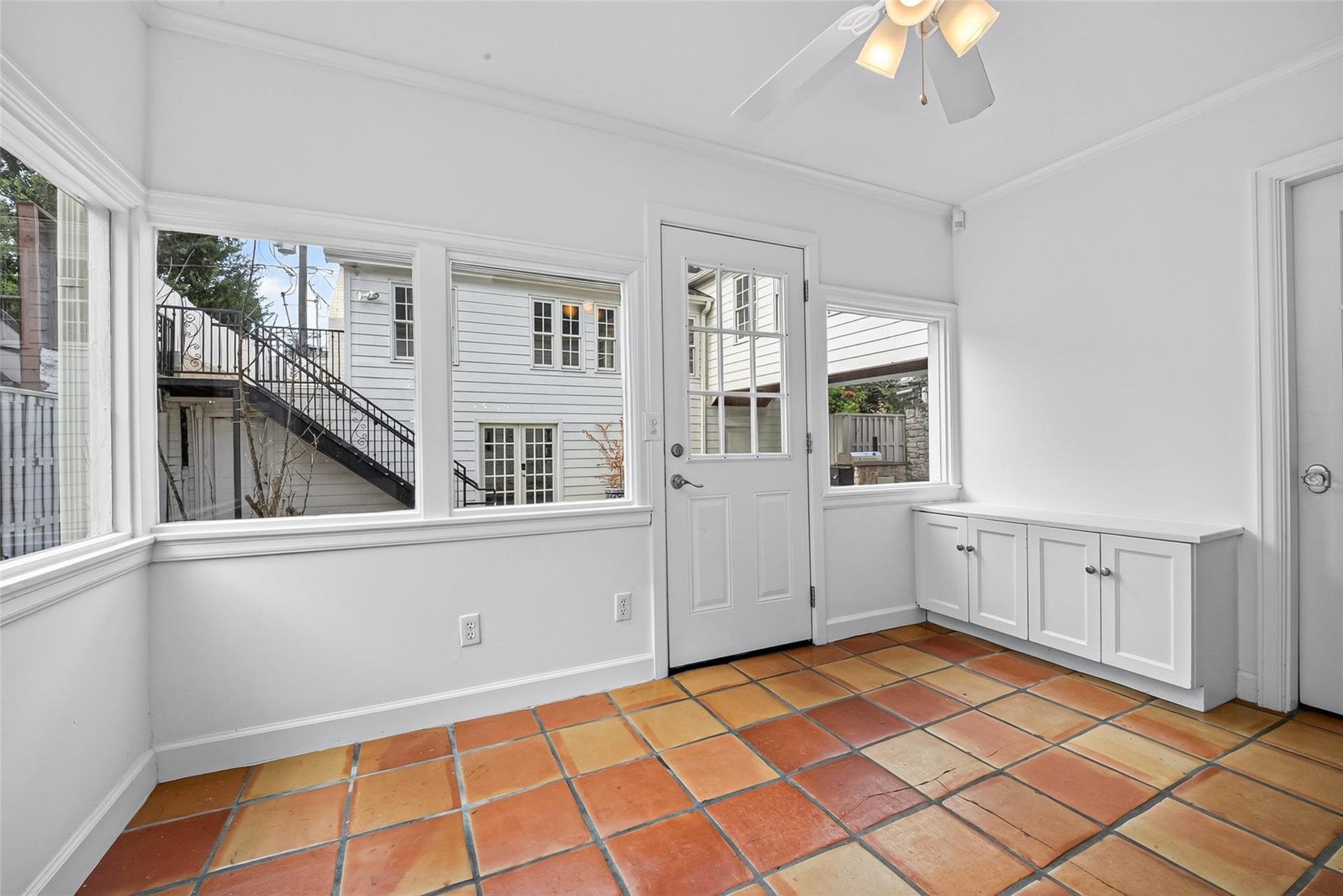 2127 Milford Street, Houston, TX 77098 2127 Milford Street, Houston, TX 77098