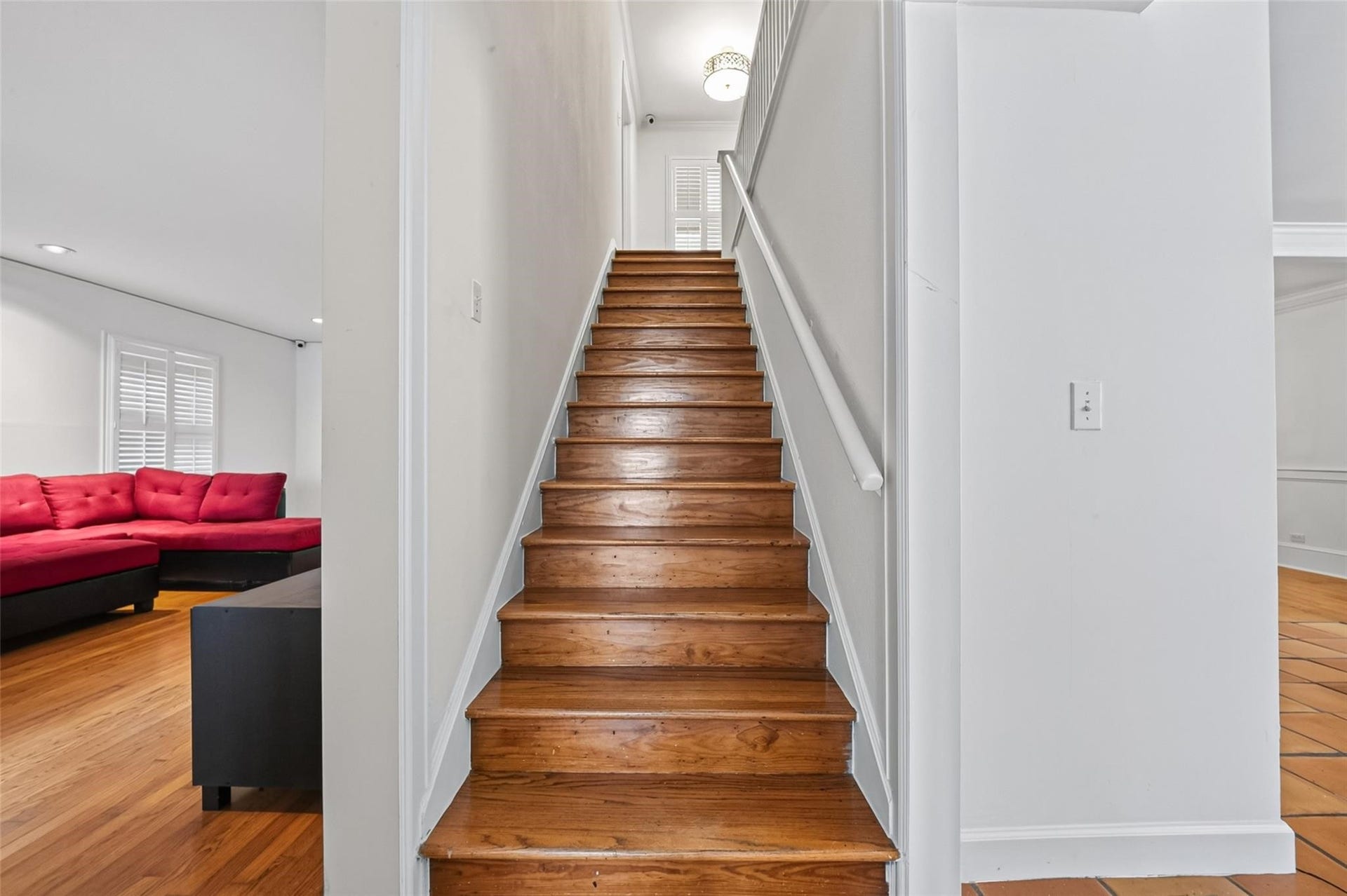 2127 Milford Street, Houston, TX 77098 2127 Milford Street, Houston, TX 77098