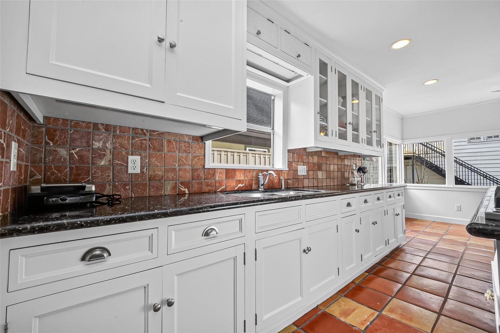 2127 Milford Street, Houston, TX 77098 2127 Milford Street, Houston, TX 77098