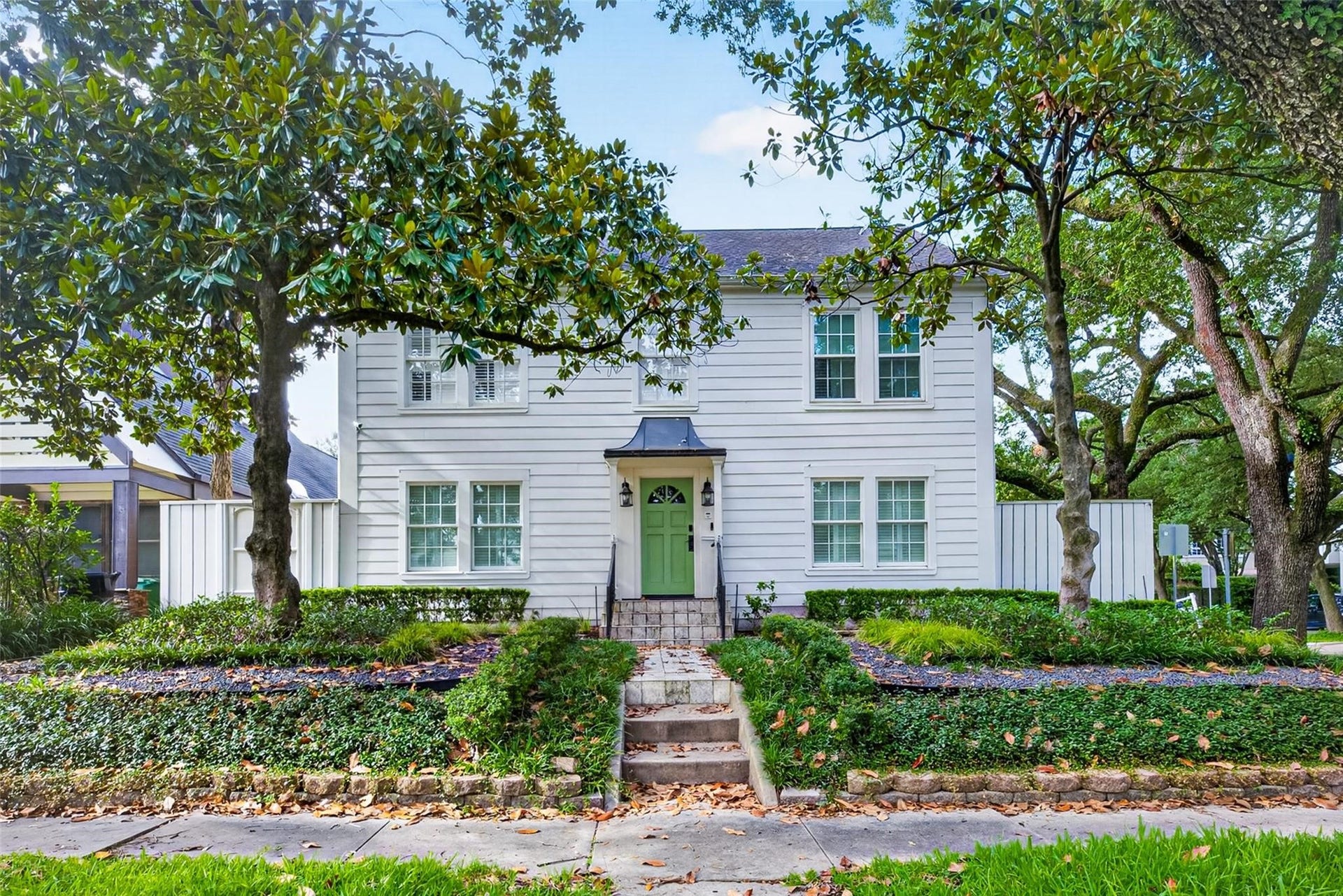 2127 Milford Street, Houston, TX 77098 2127 Milford Street, Houston, TX 77098