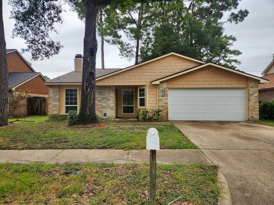 Property photo for 19914 Moonriver Drive, Humble, TX