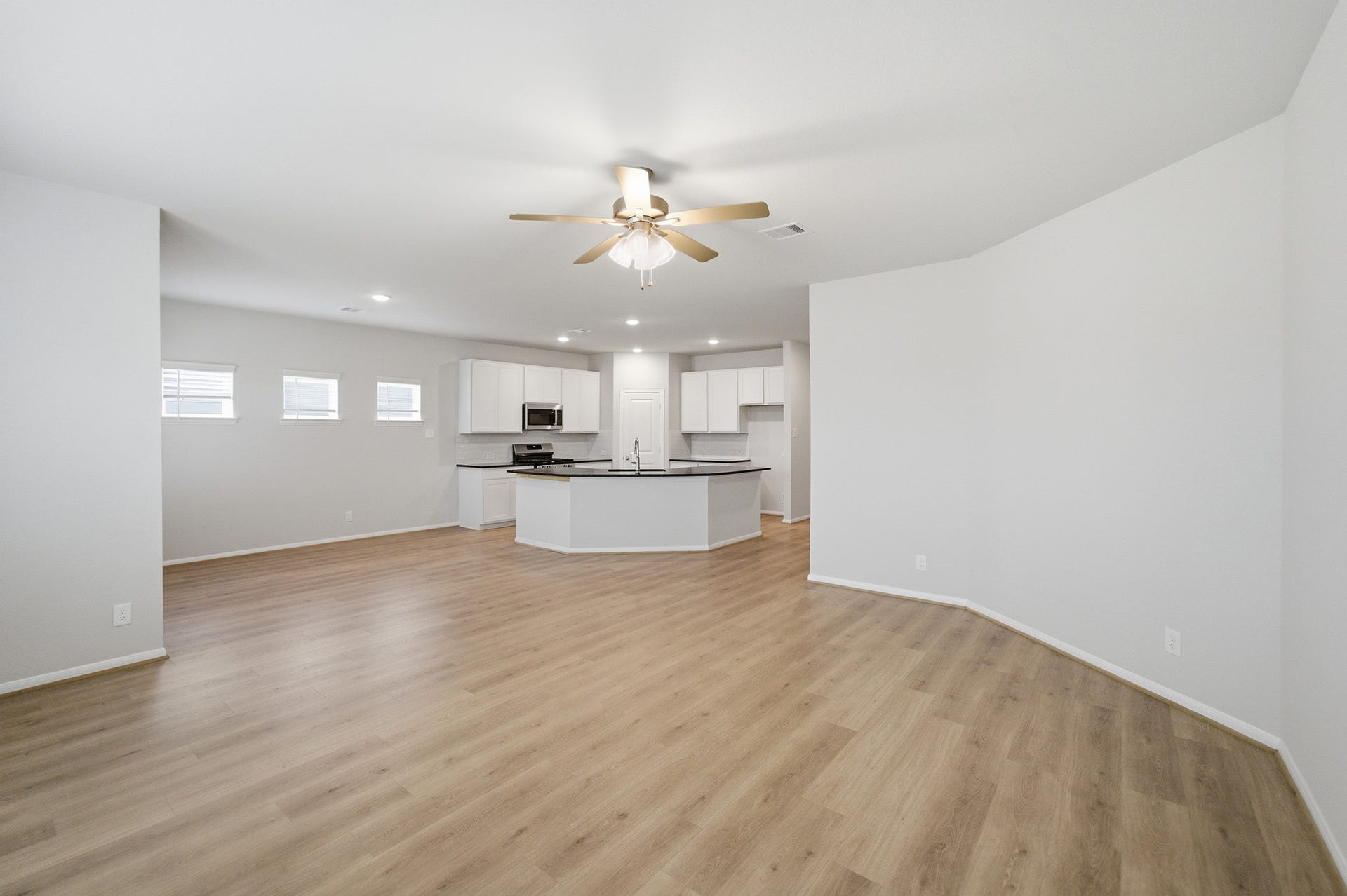 772 Red Mulberry Street, La Marque, TX 77568 772 Red Mulberry Street, La Marque, TX 77568