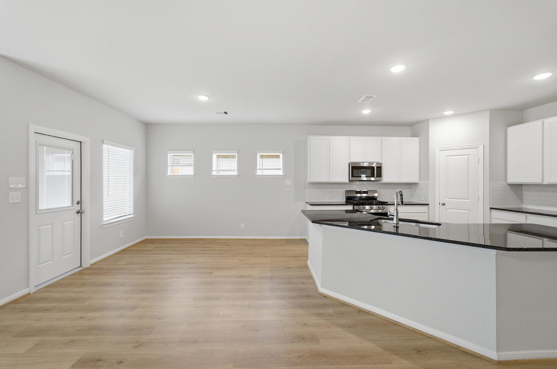 772 Red Mulberry Street, La Marque, TX 77568 772 Red Mulberry Street, La Marque, TX 77568