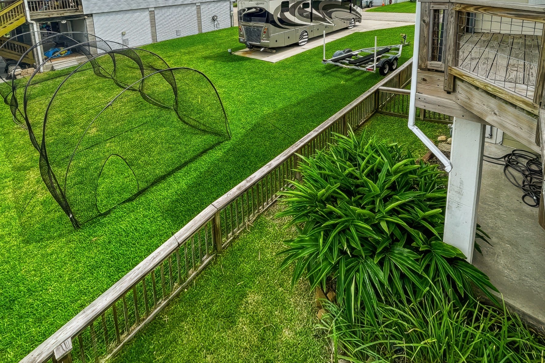 1144 Sailfish Street, Bayou Vista, TX 77563 ANOTHER SIDE AREA OF FENCED BACKYARD