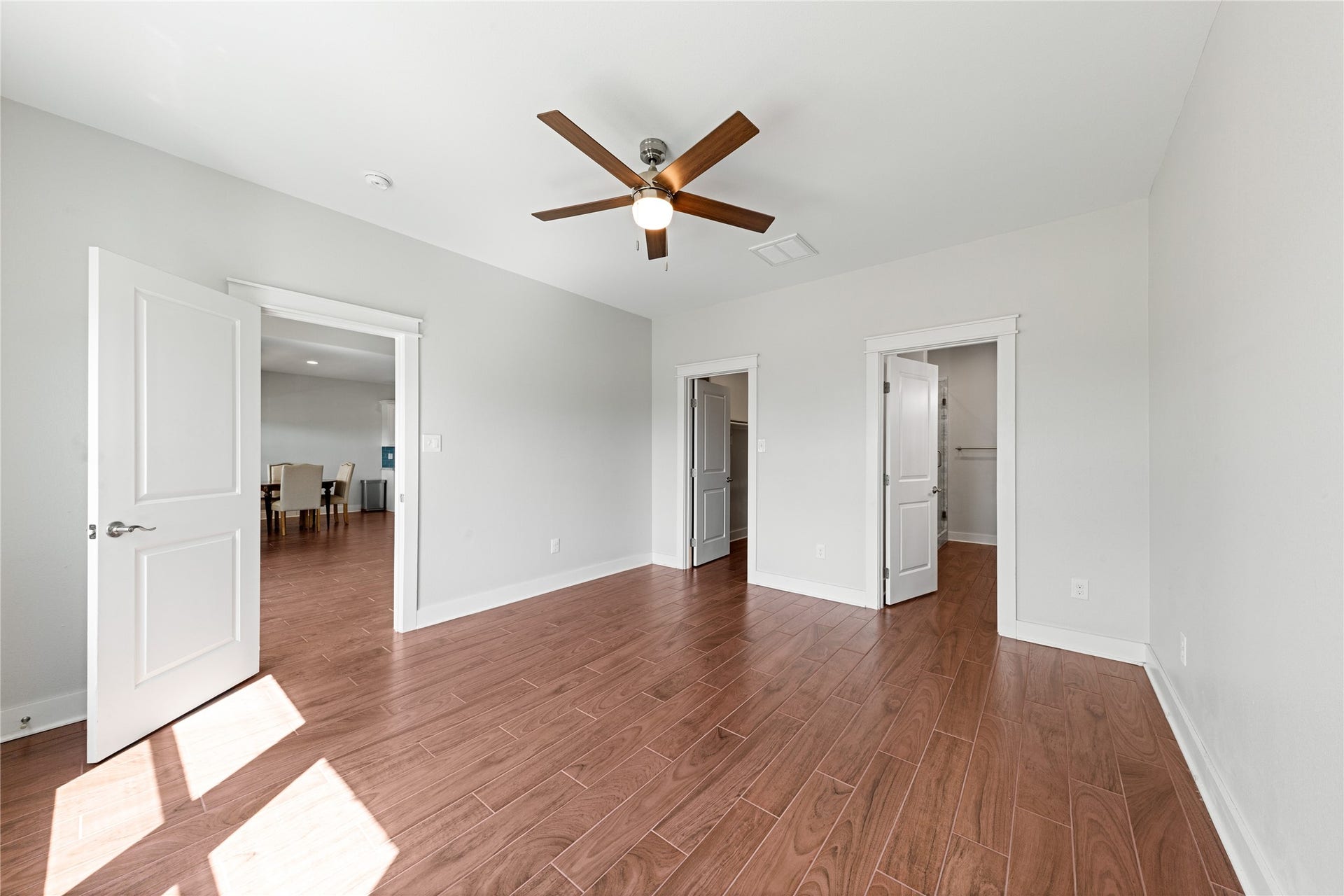 9614 Teichman Road, Galveston, TX 77554 Primary Bedroom