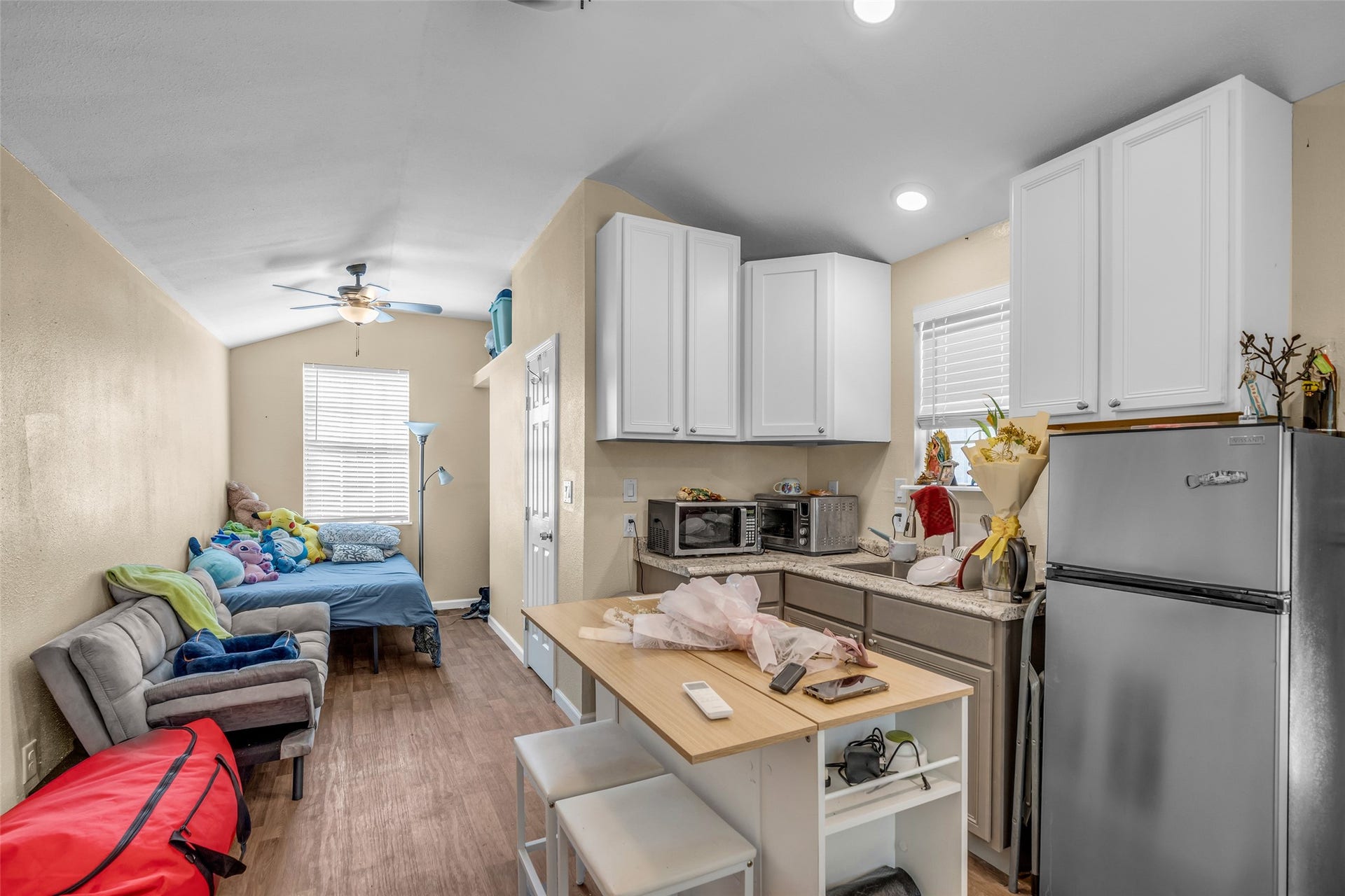 22181 Sandy Lane, Porter, TX 77365 22181 Sandy Lane, Porter, TX 77365