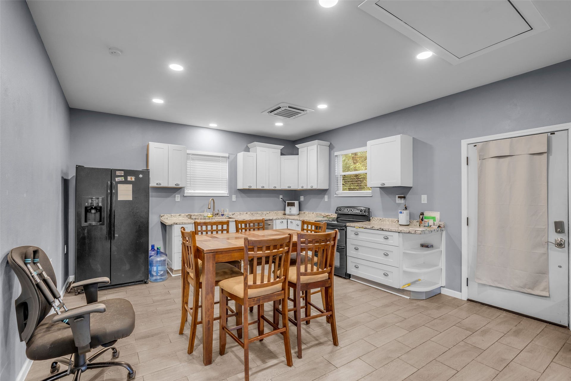 22181 Sandy Lane, Porter, TX 77365 22181 Sandy Lane, Porter, TX 77365