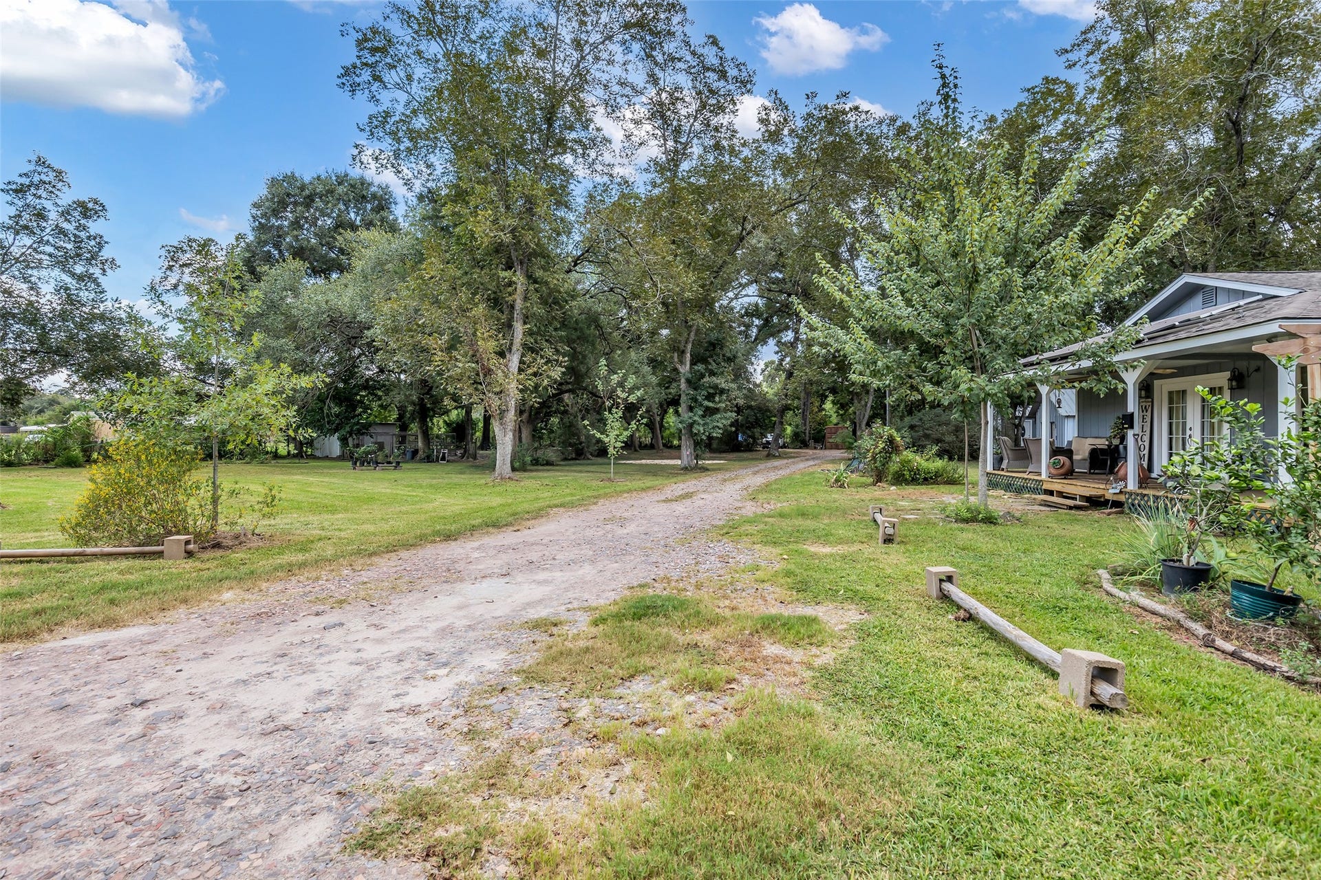 22181 Sandy Lane, Porter, TX 77365 22181 Sandy Lane, Porter, TX 77365