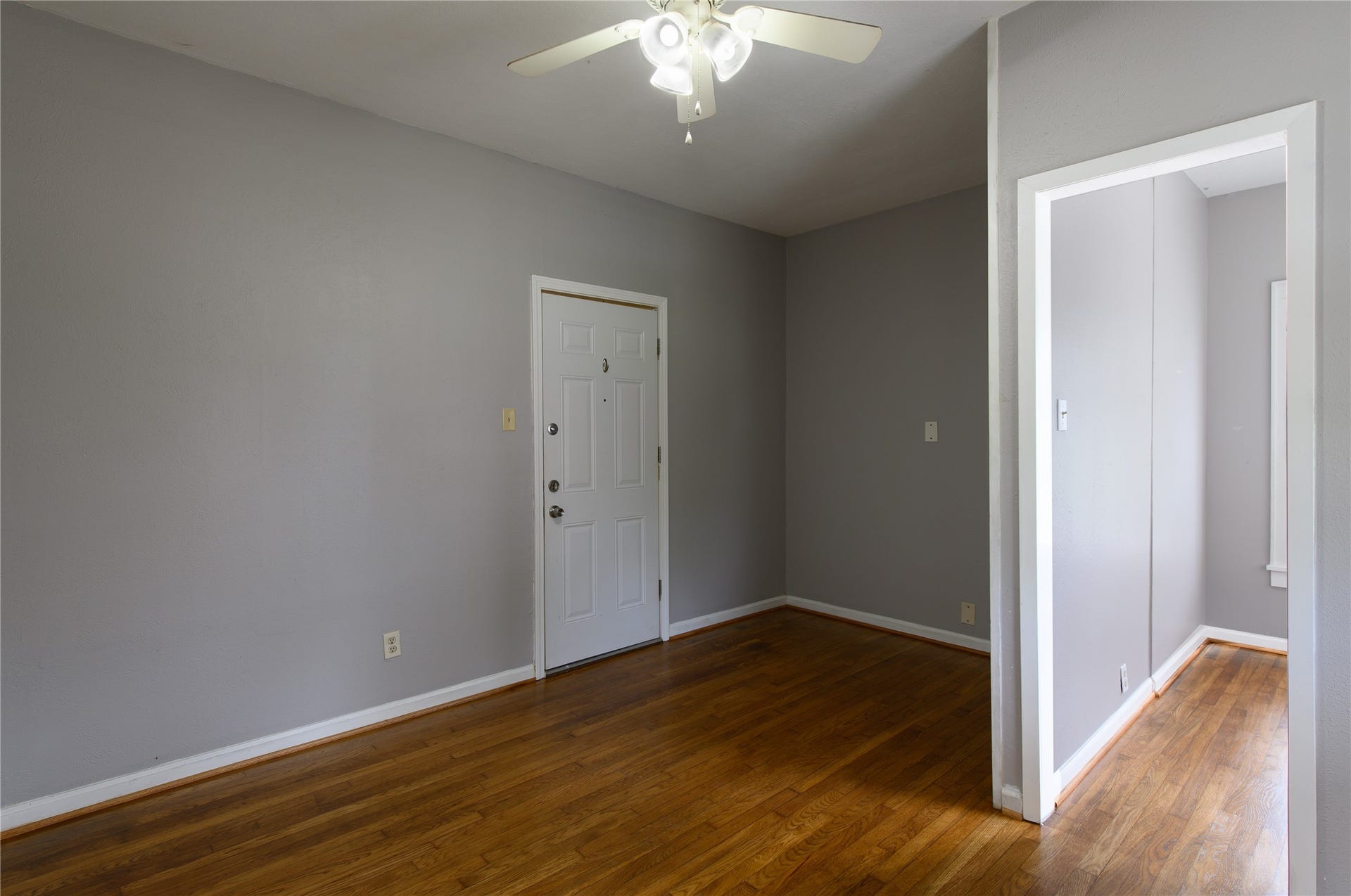 4620 Clay, #B, Houston, TX 77023 4620 Clay, #B, Houston, TX 77023