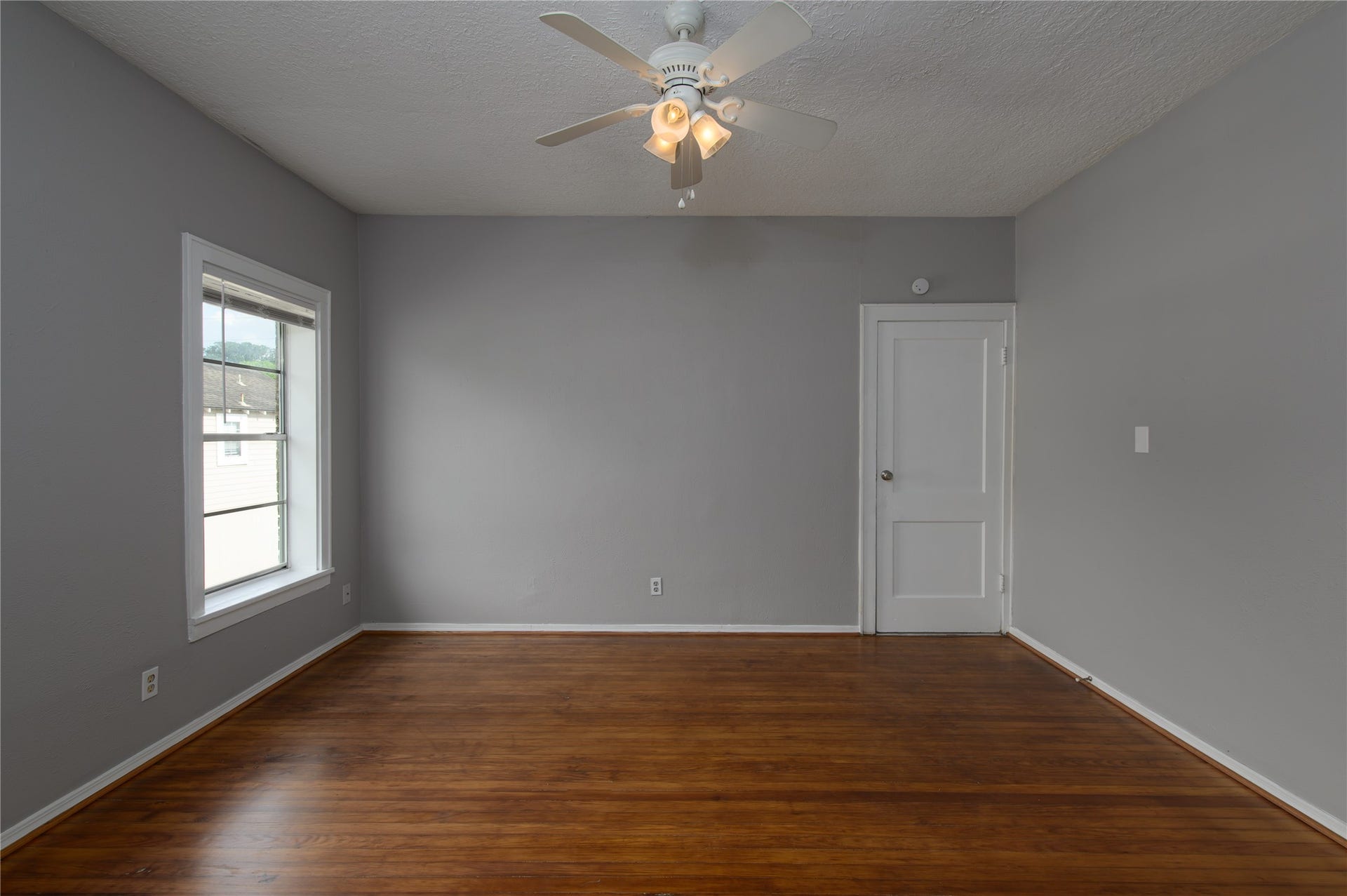 4620 Clay, #B, Houston, TX 77023 4620 Clay, #B, Houston, TX 77023