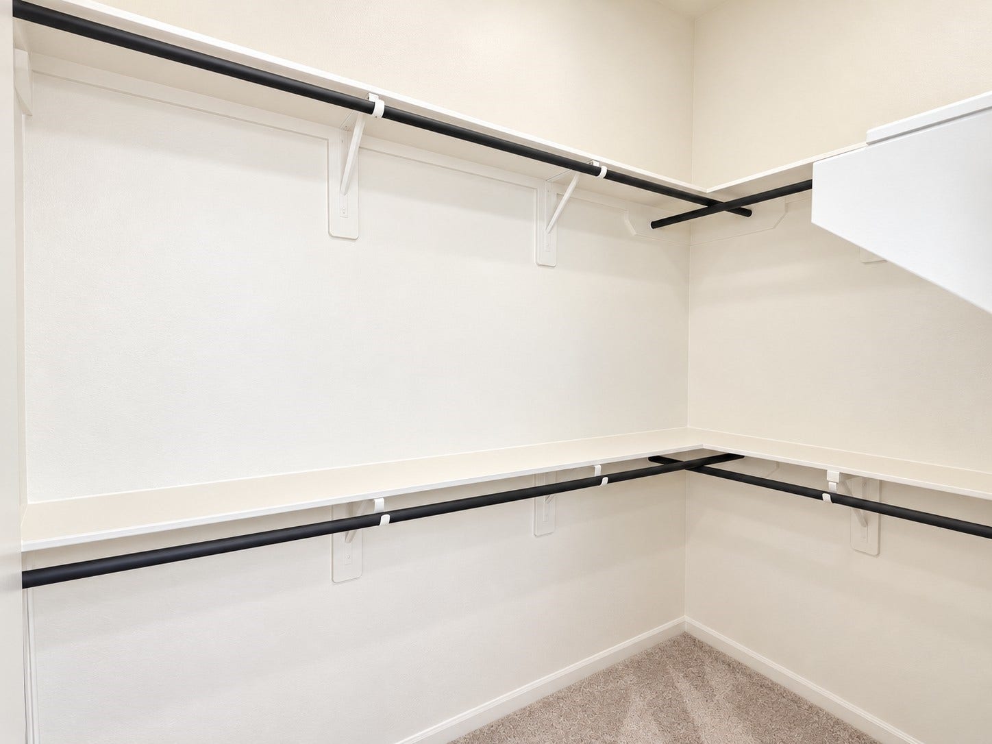 Dual walk-in closet