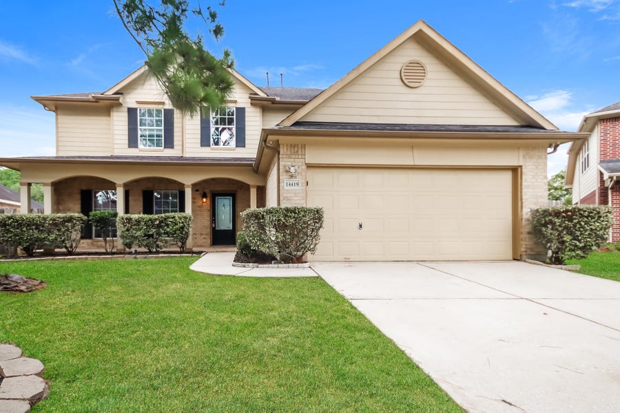 Property photo for 14419 Stonebury Trail Lane, Houston, TX
