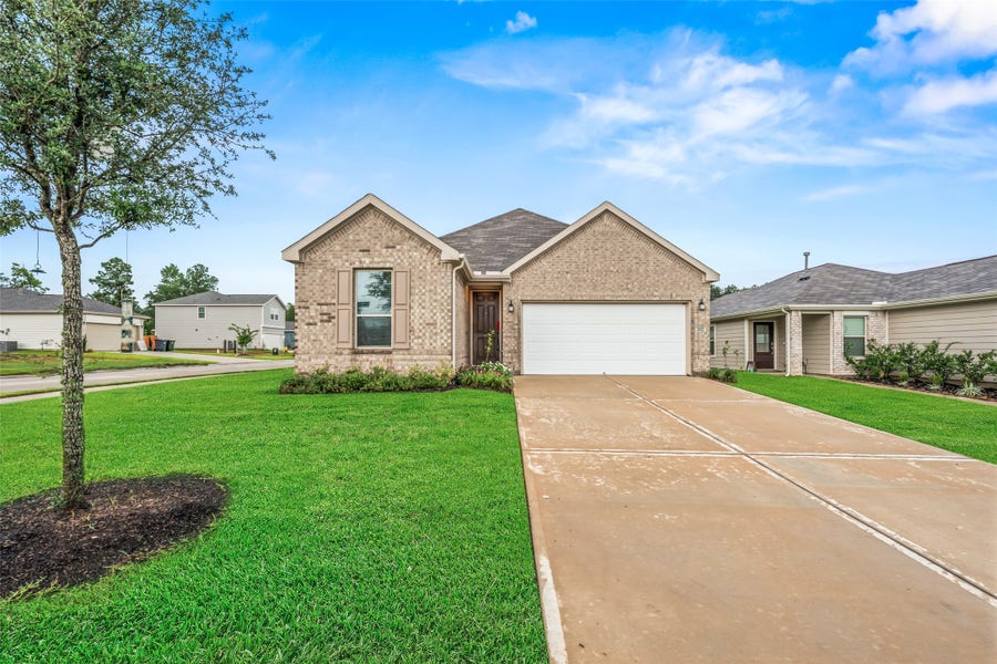 Property photo for 2652 Bluewood Court, Conroe, TX