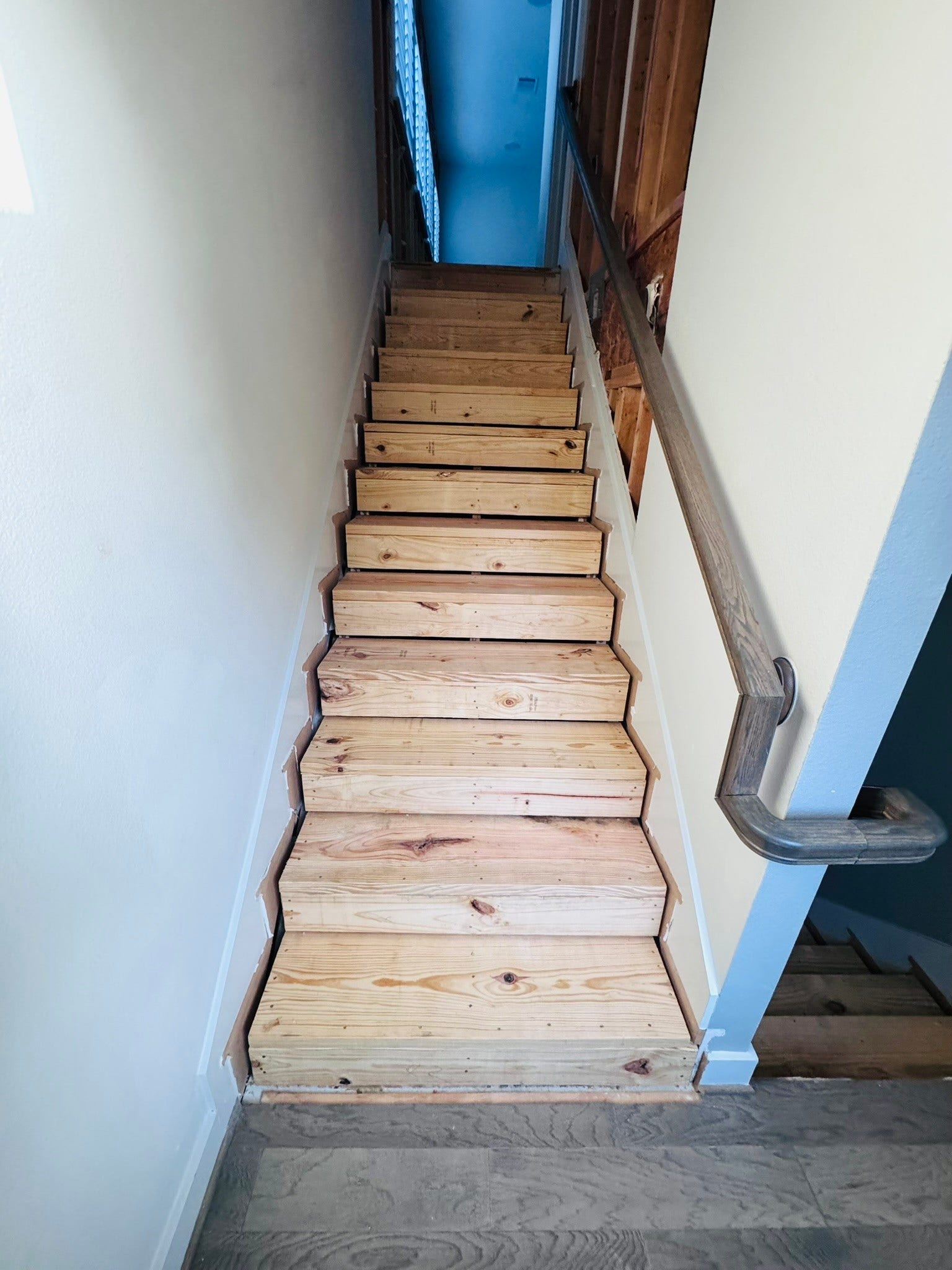 15 Quiet Mead Place, The Woodlands, TX 77375 Back stairway currently