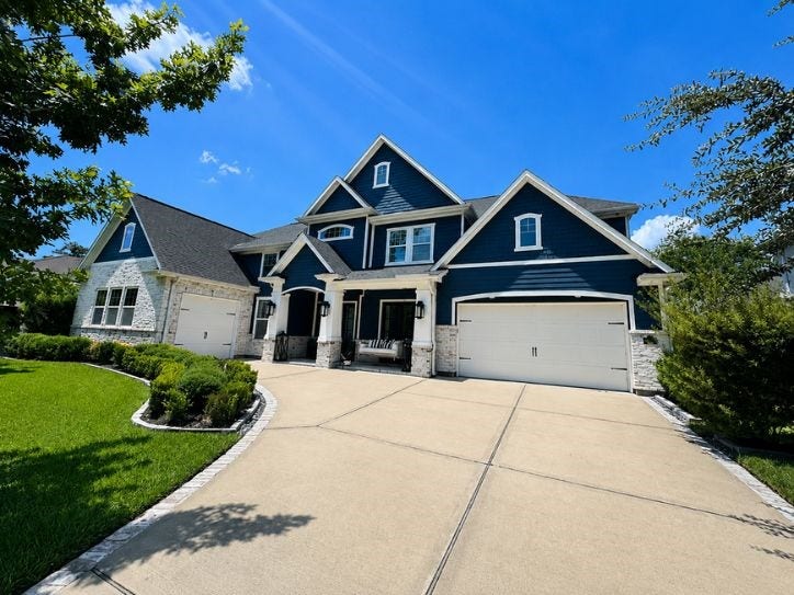15 Quiet Mead Place, The Woodlands, TX 77375 15 Quiet Mead Place, The Woodlands, TX 77375