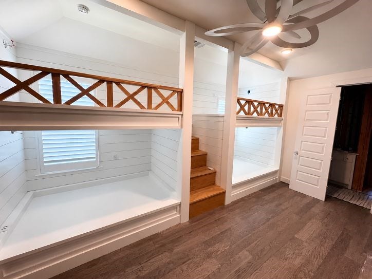 15 Quiet Mead Place, The Woodlands, TX 77375 15 Quiet Mead Place, The Woodlands, TX 77375