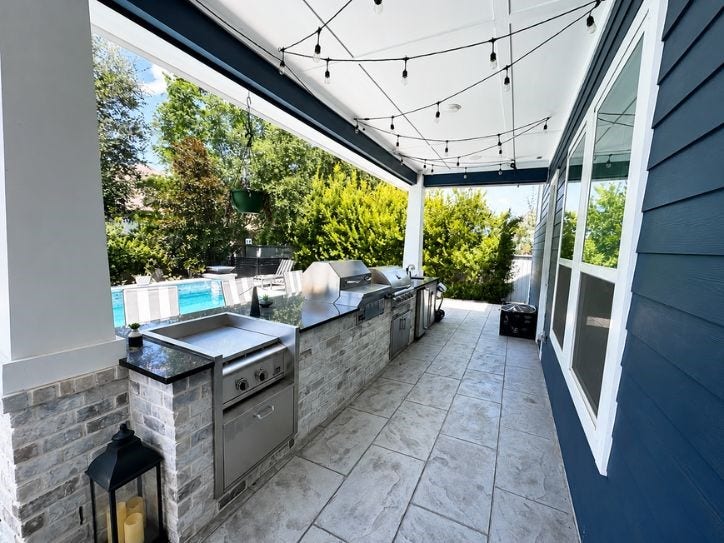 15 Quiet Mead Place, The Woodlands, TX 77375 15 Quiet Mead Place, The Woodlands, TX 77375