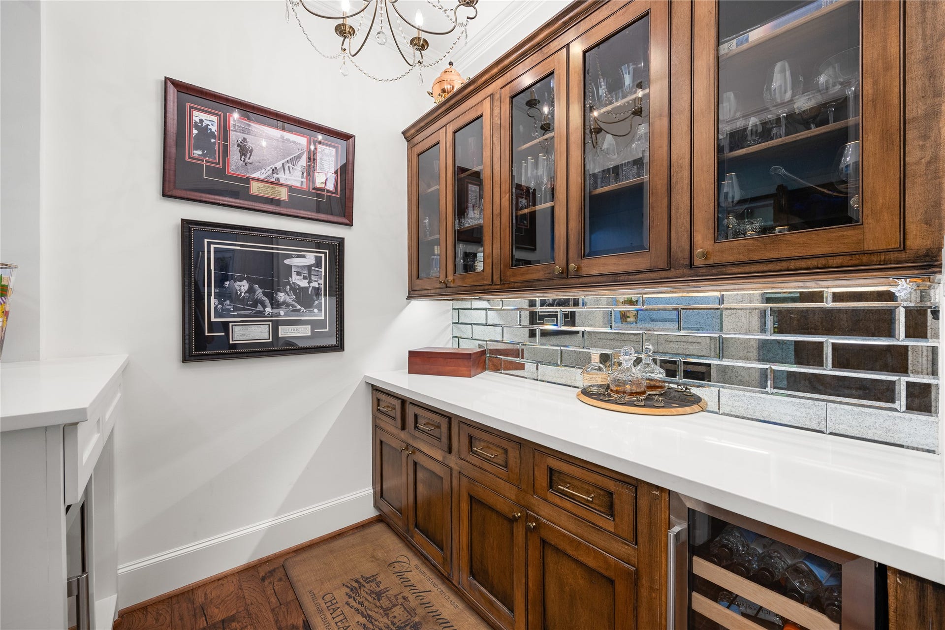 330 E Gaywood Drive, Houston, TX 77079 Dry Bar area connects the Kitchen and the Formal Dining room and has a wine fridge.