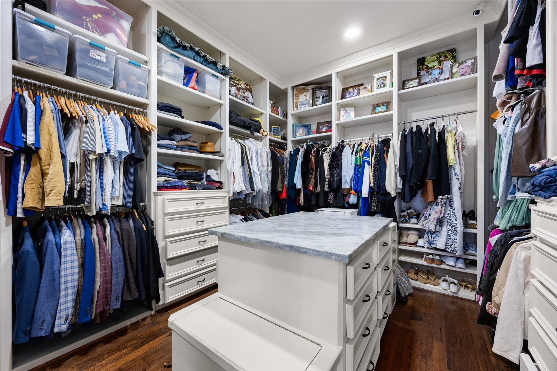 330 E Gaywood Drive, Houston, TX 77079 Large Primary closet has built in drawers and plenty of storage.