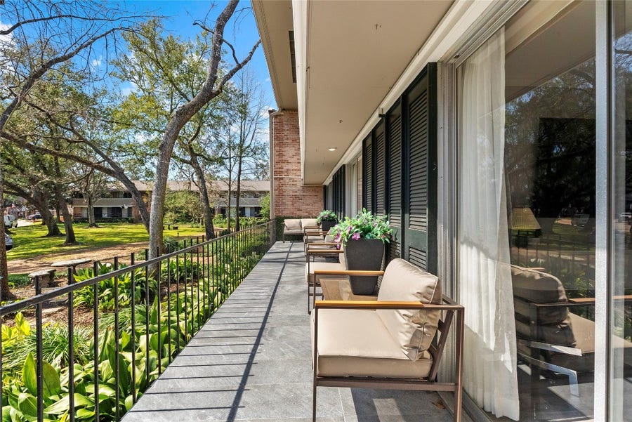 Property photo for 604 S Ripple Creek Drive, #604, Houston, TX