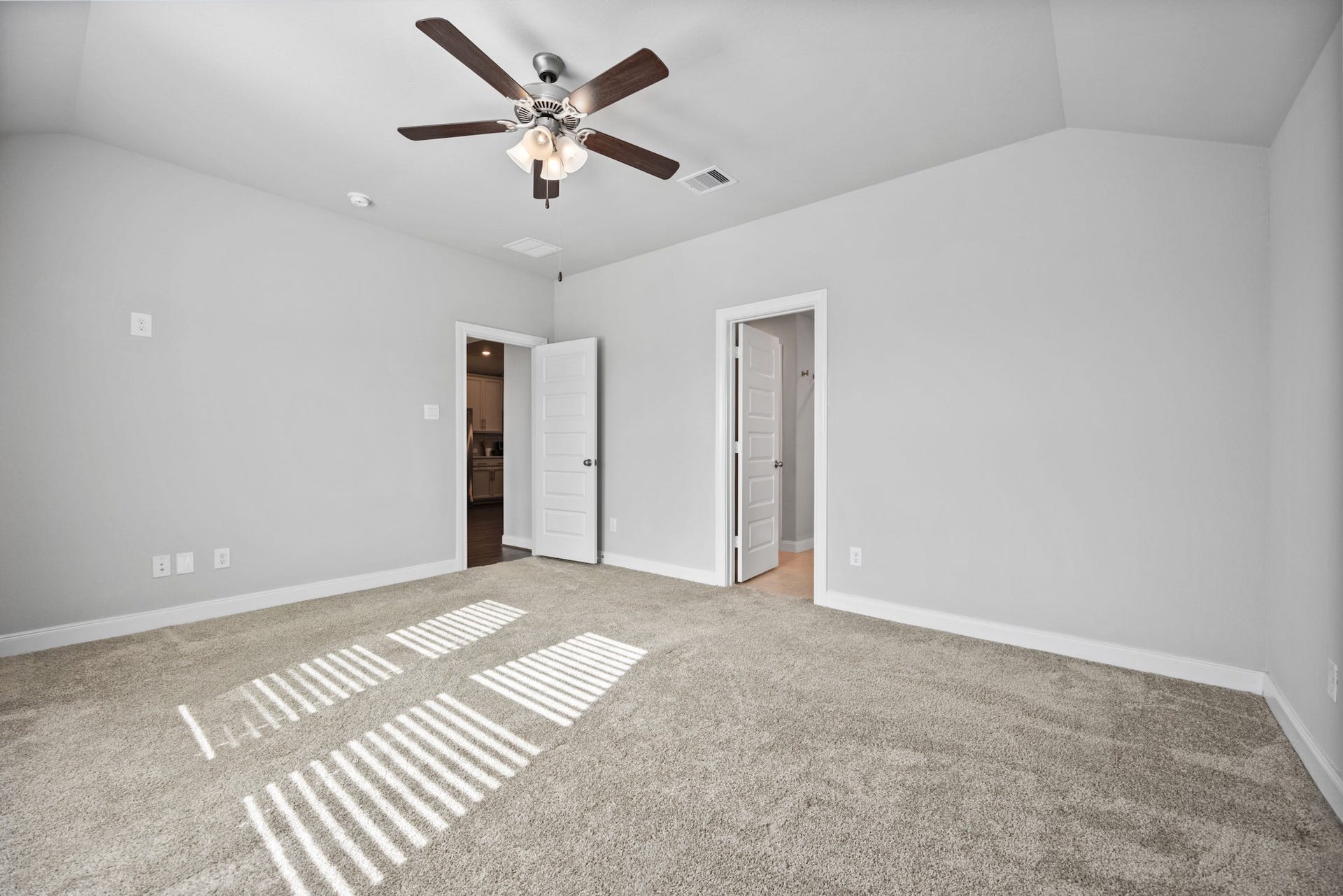 11403 Brookside Arbor Lane, Richmond, TX 77406 The Primary Bedroom is large enough for all your furniture dreams. Plug available for TV placement above dresser. The en suite bathroom? Just steps away.