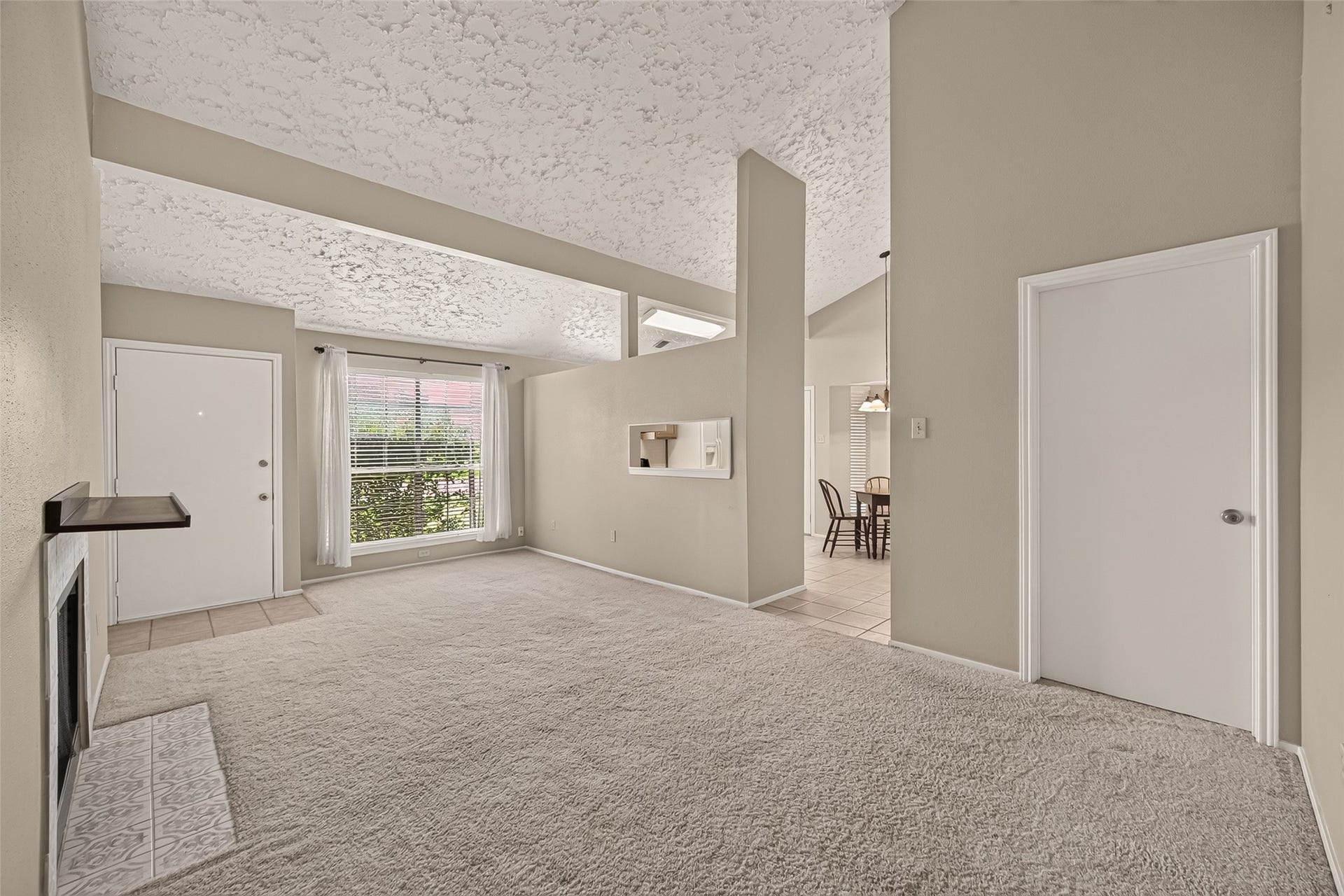 2811 Pheasant Creek Drive, Sugar Land, TX 77498 2811 Pheasant Creek Drive, Sugar Land, TX 77498