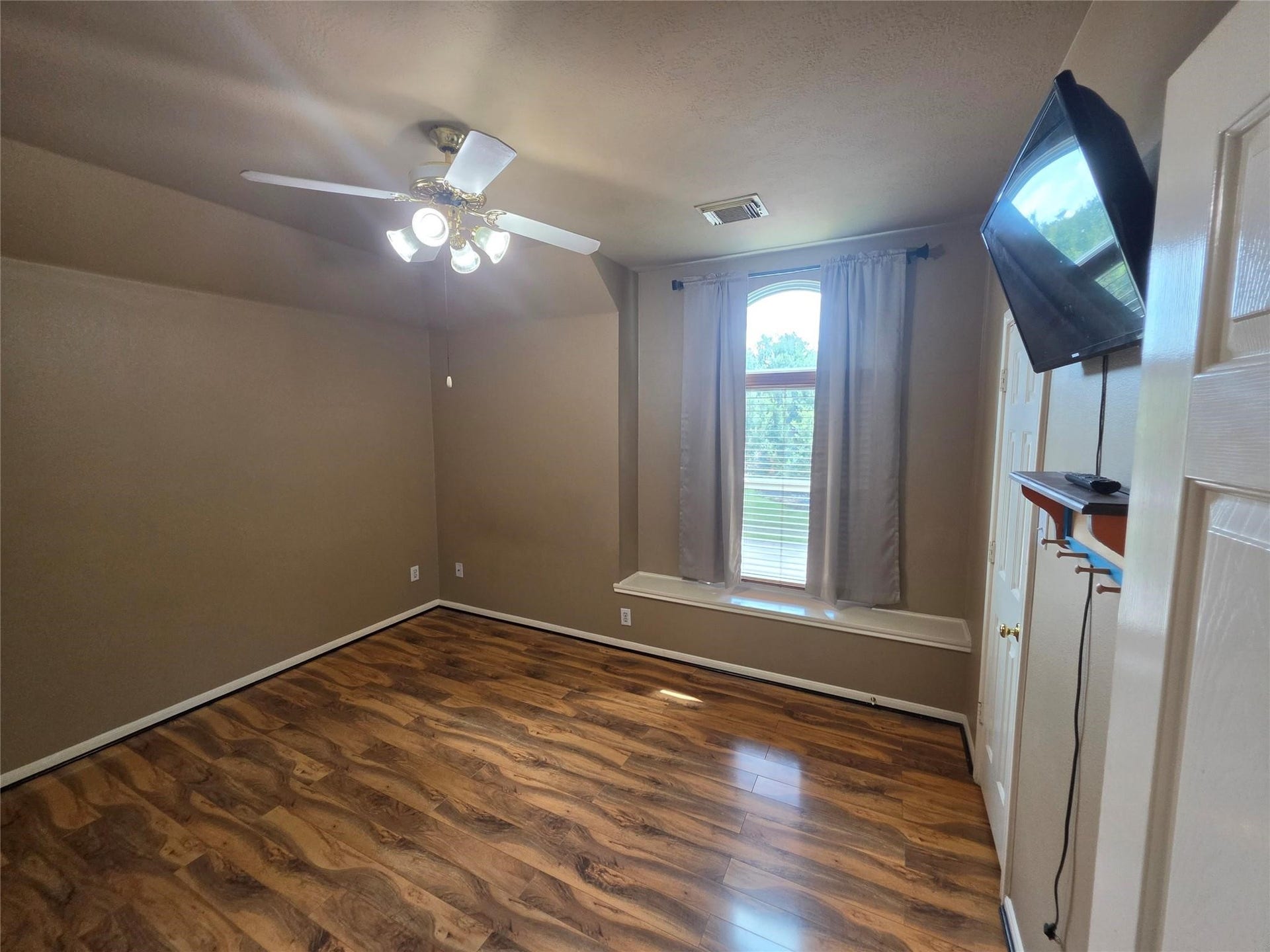 1138 Sussex Trail, Pearland, TX 77584 1138 Sussex Trail, Pearland, TX 77584