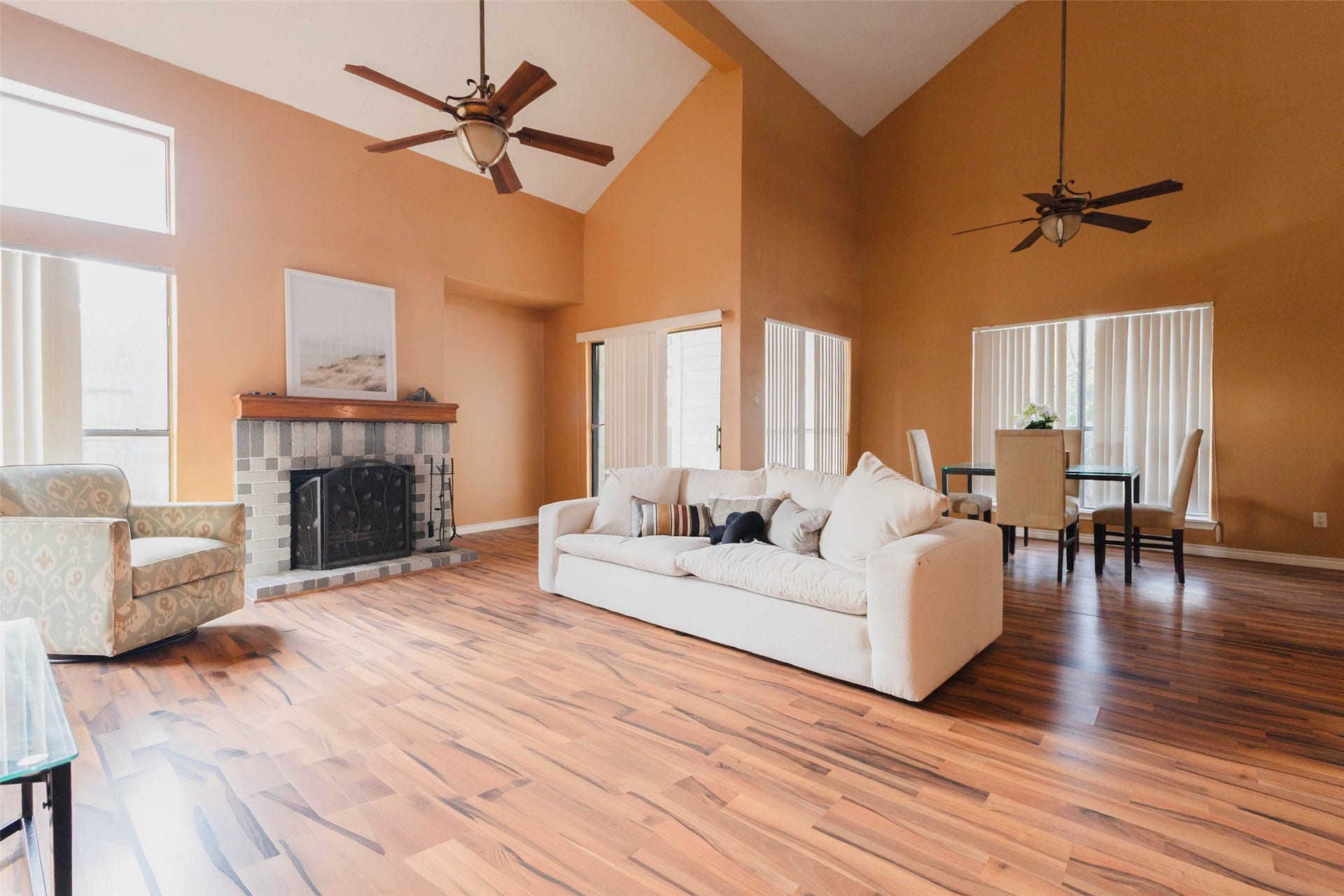 3102 Ashford Bend Drive, Houston, TX 77082 3102 Ashford Bend Drive, Houston, TX 77082
