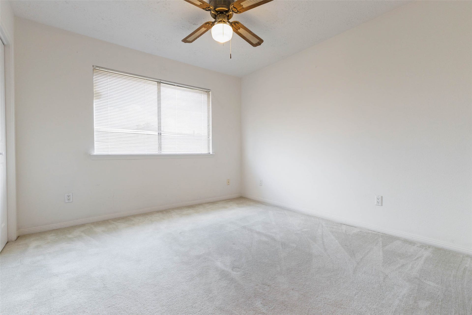 3102 Ashford Bend Drive, Houston, TX 77082 3102 Ashford Bend Drive, Houston, TX 77082