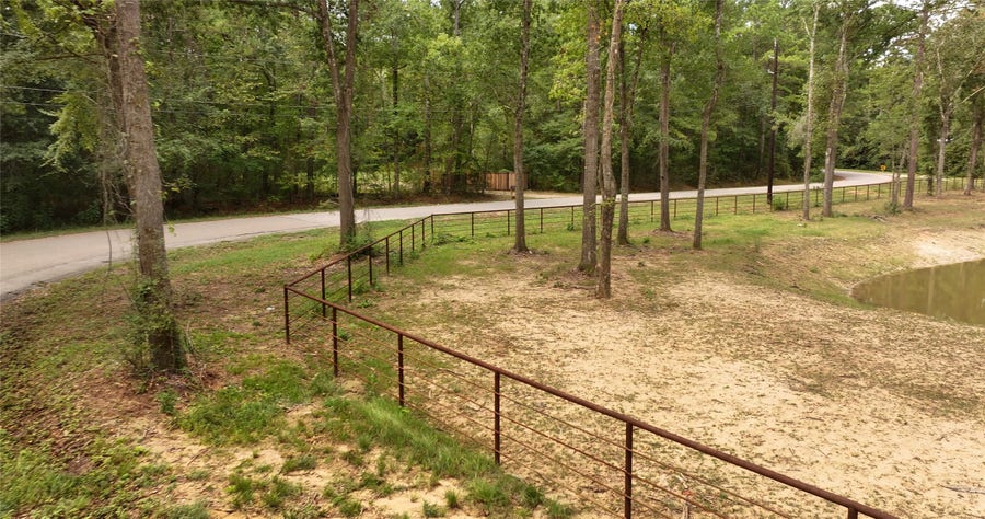 Property photo for 12825 Hill Creek Rd, Montgomery, TX
