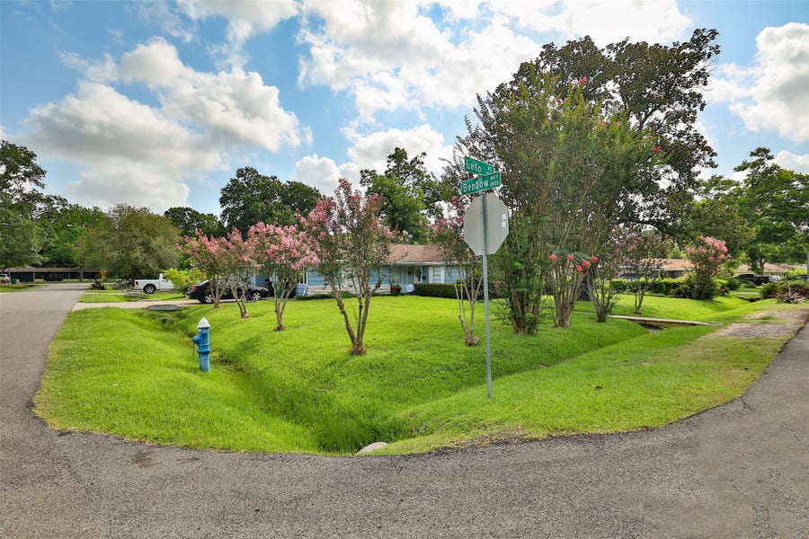 Property photo for 9358 Leto Road, Houston, TX