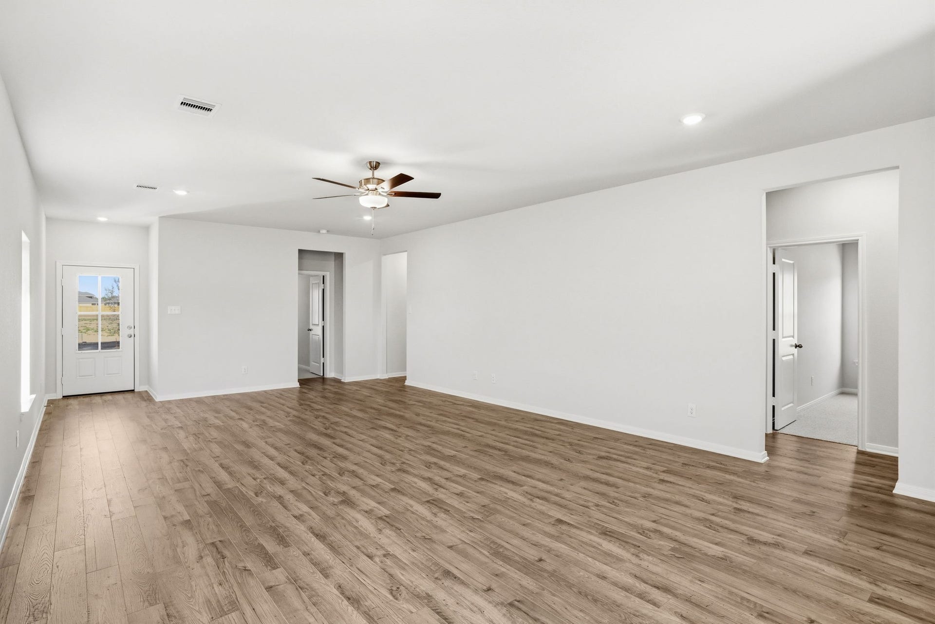 15874 Berry Hill Drive, Conroe, TX 77303 15874 Berry Hill Drive, Conroe, TX 77303