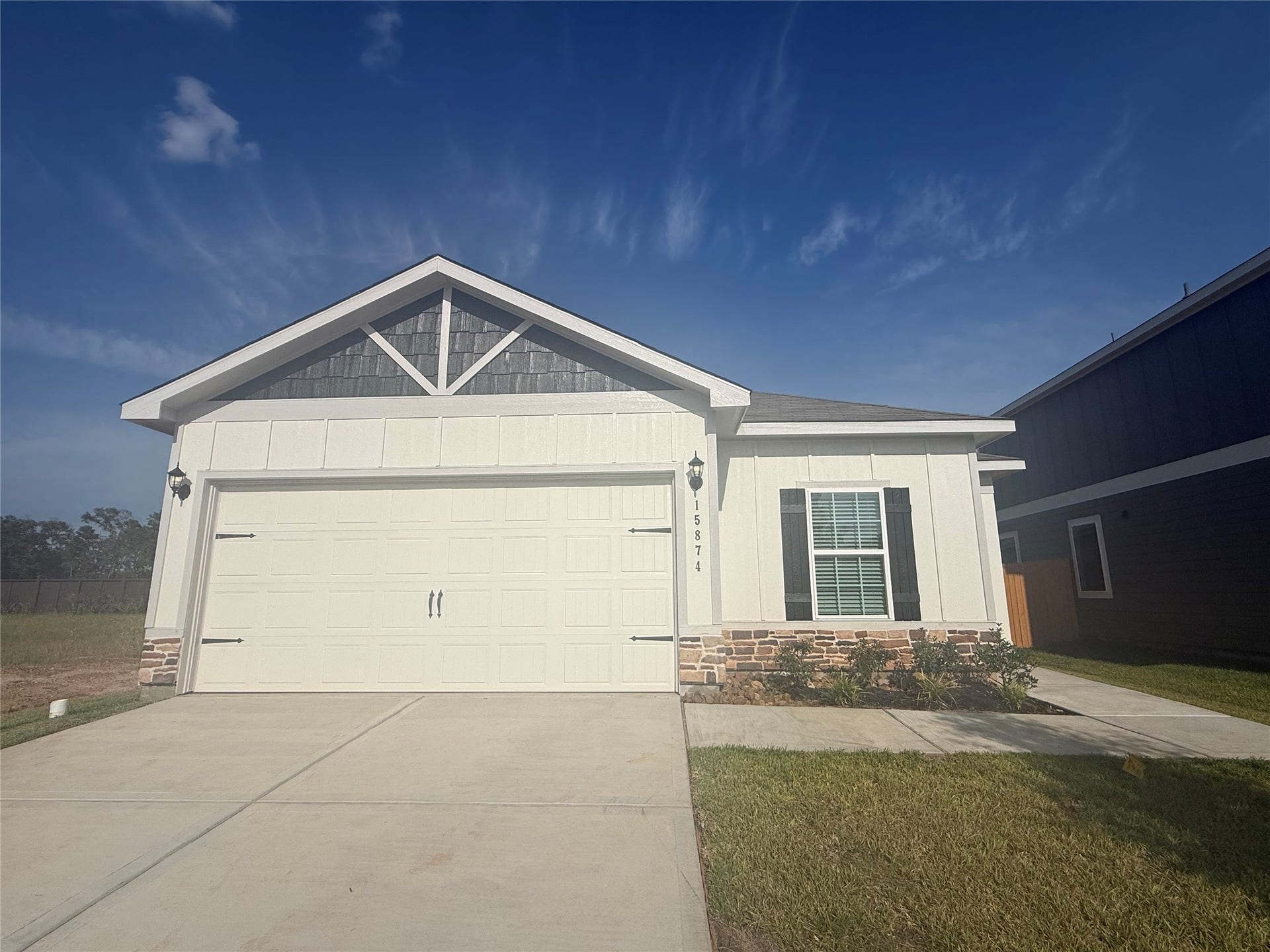 15874 Berry Hill Drive, Conroe, TX 77303 15874 Berry Hill Drive, Conroe, TX 77303
