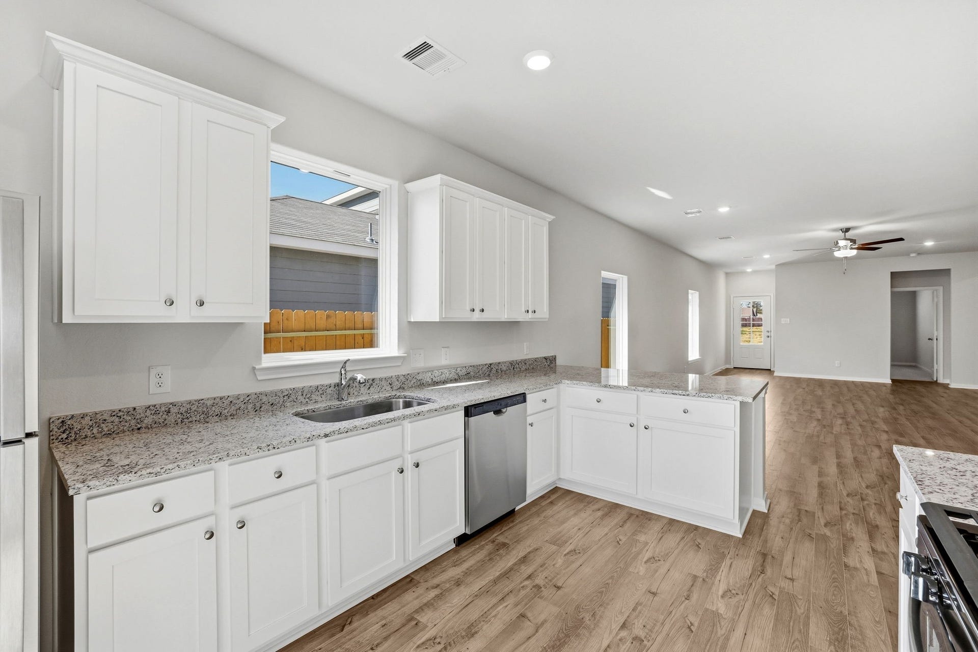 15874 Berry Hill Drive, Conroe, TX 77303 15874 Berry Hill Drive, Conroe, TX 77303