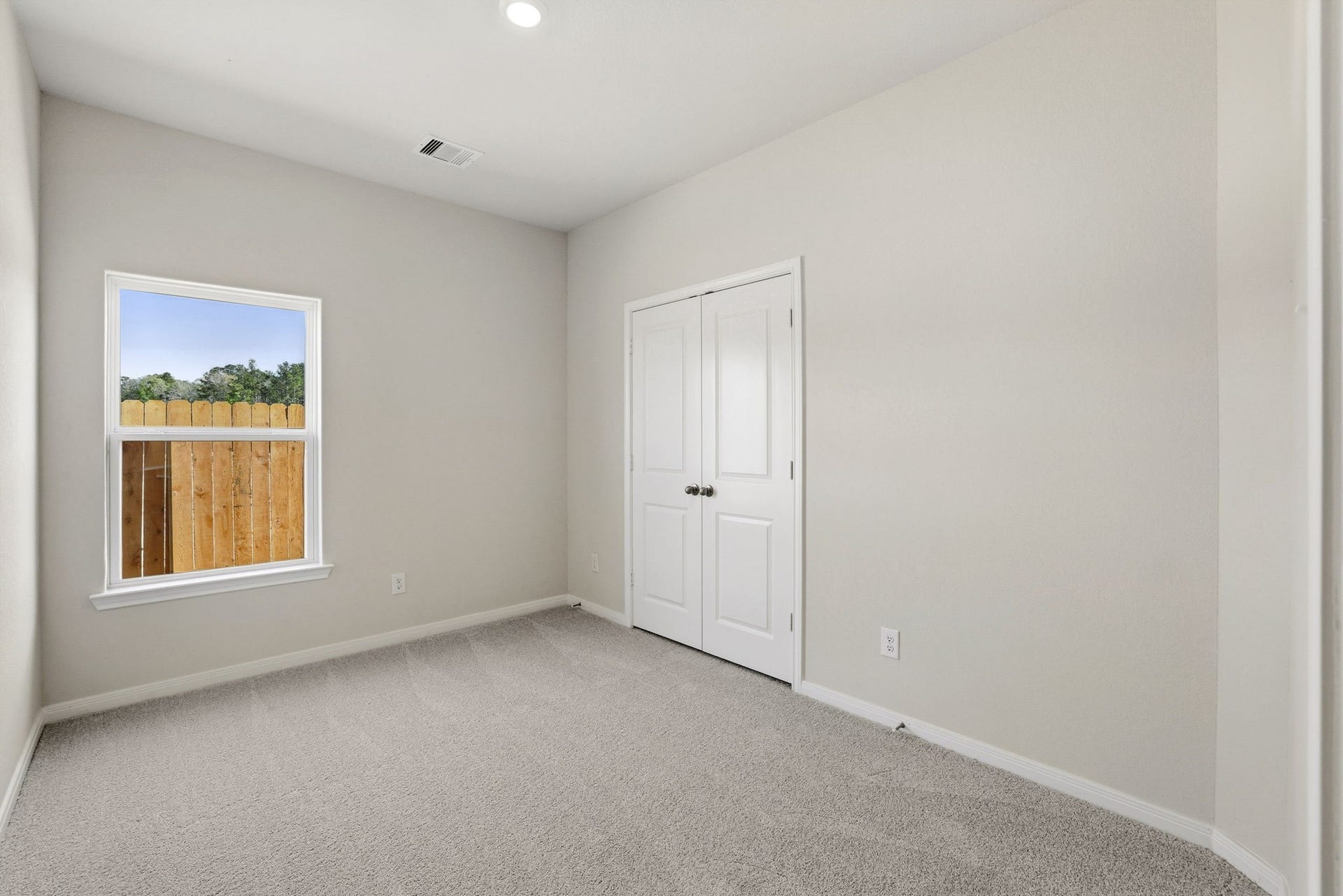 15874 Berry Hill Drive, Conroe, TX 77303 15874 Berry Hill Drive, Conroe, TX 77303