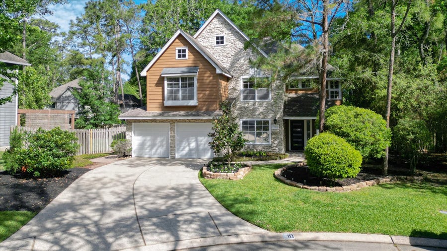 Property photo for 10 Owls Cove Place, The Woodlands, TX