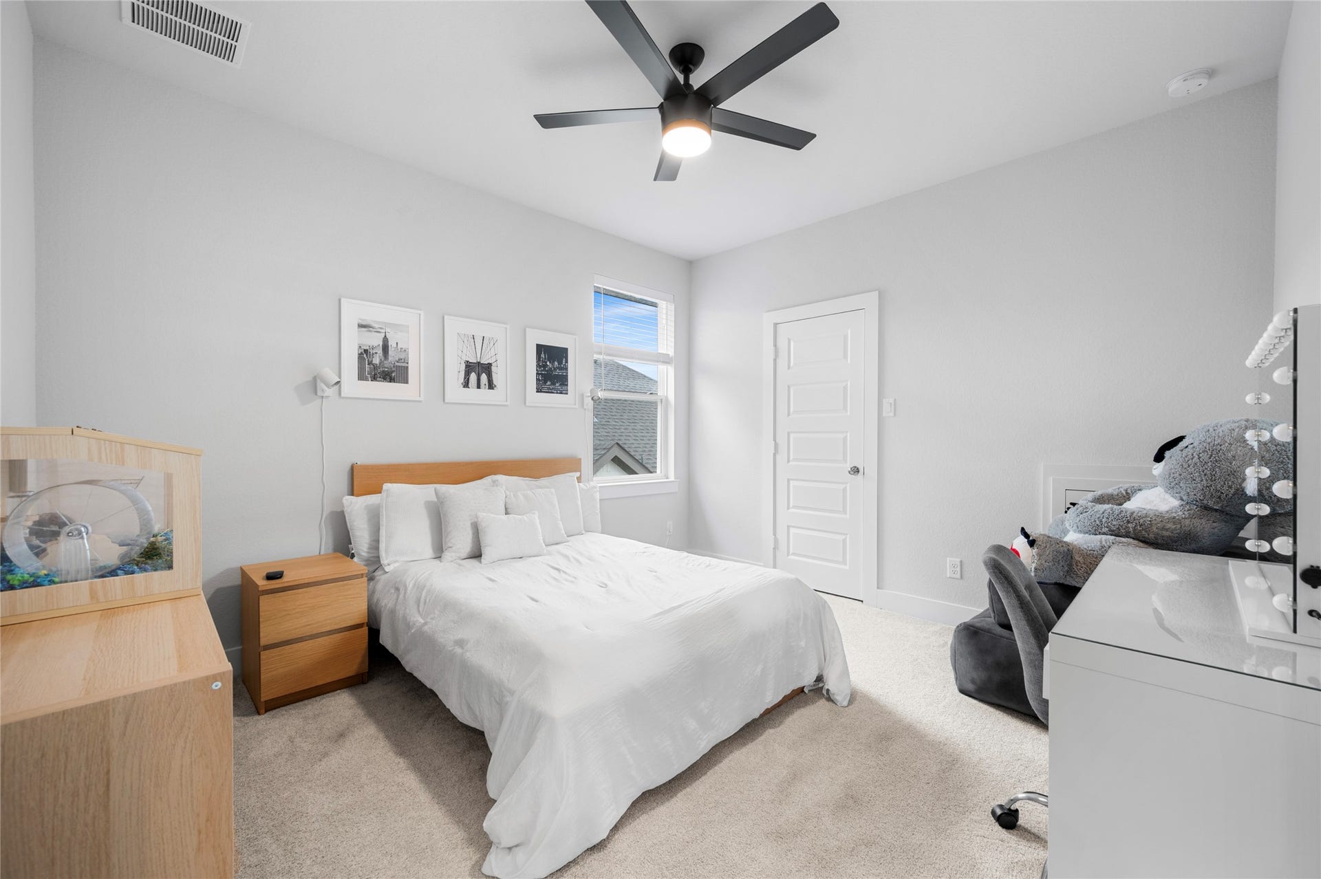 9214 Trimble Landing Dr, Tomball, TX 77375 9214 Trimble Landing Dr, Tomball, TX 77375