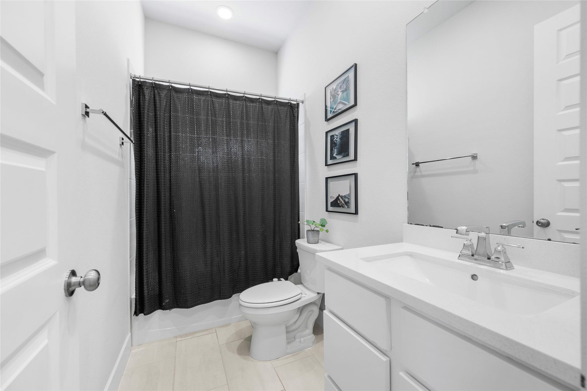 9214 Trimble Landing Dr, Tomball, TX 77375 9214 Trimble Landing Dr, Tomball, TX 77375