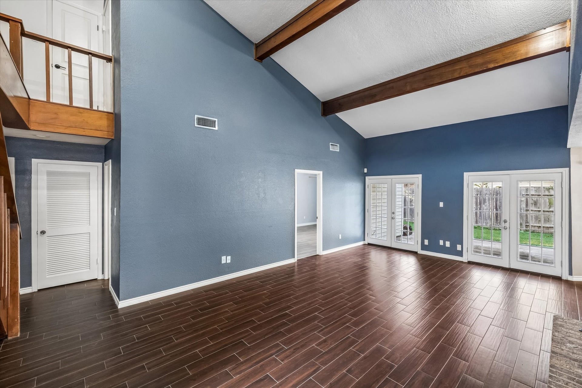 16607 Sunlight Way, Houston, TX 77058 16607 Sunlight Way, Houston, TX 77058