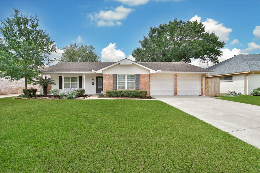 Property photo for 995 Curtin Street, Houston, TX
