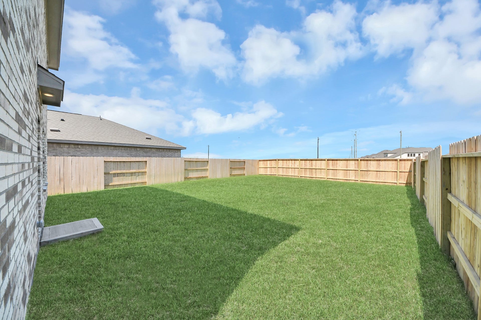 1631 Windrose Bend, Angleton, TX 77515 1631 Windrose Bend, Angleton, TX 77515
