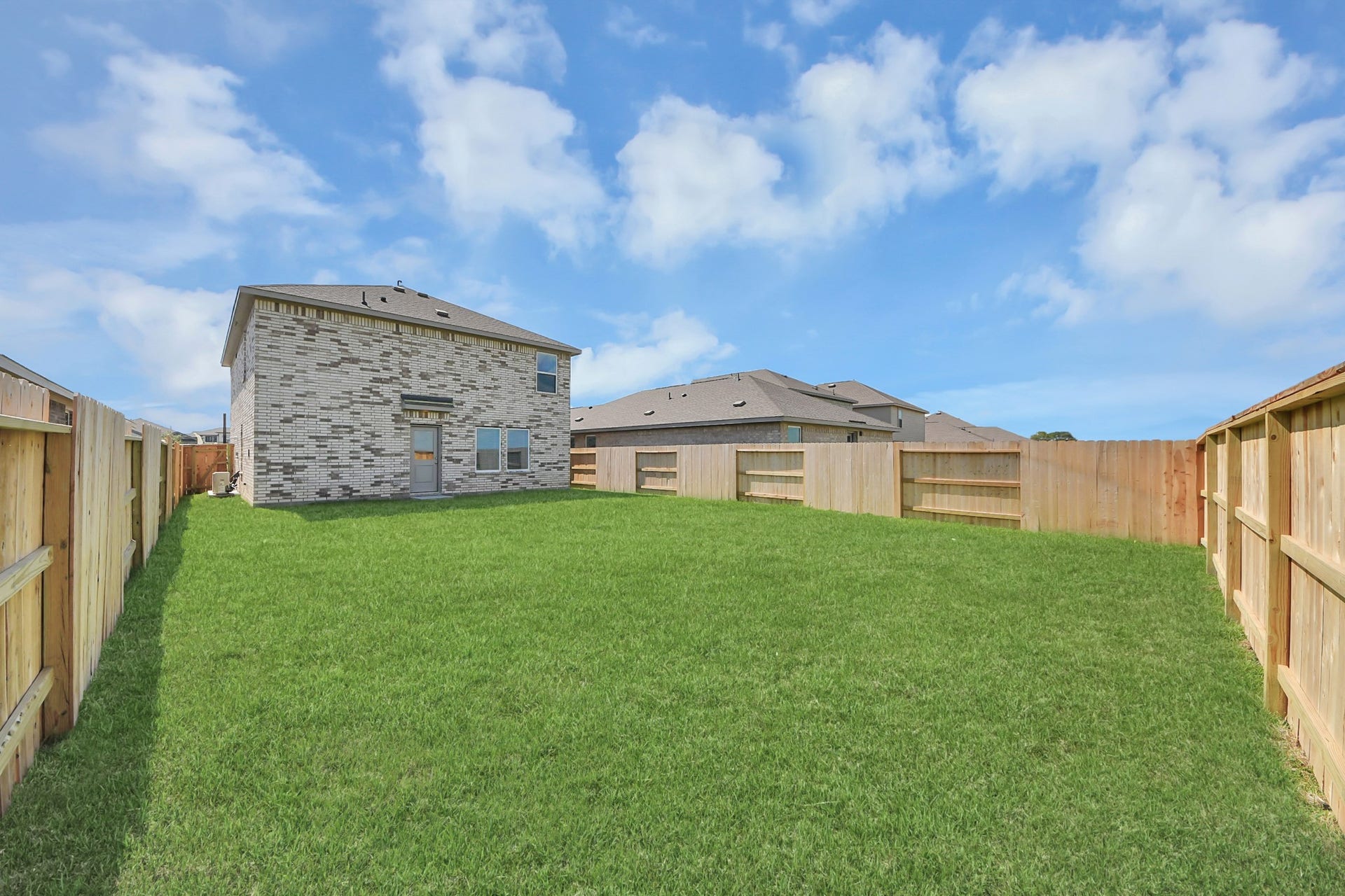 1631 Windrose Bend, Angleton, TX 77515 1631 Windrose Bend, Angleton, TX 77515