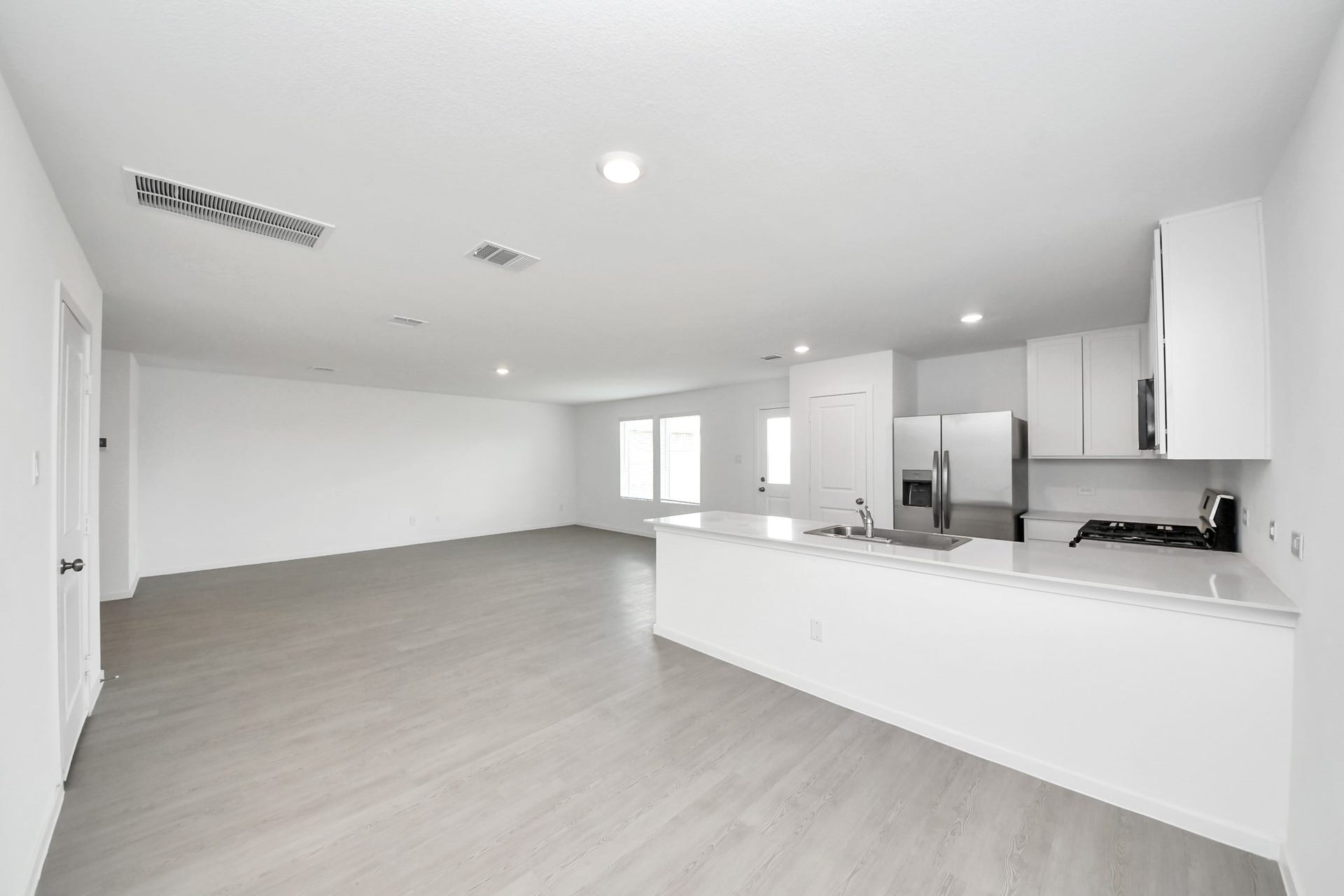 1631 Windrose Bend, Angleton, TX 77515 1631 Windrose Bend, Angleton, TX 77515