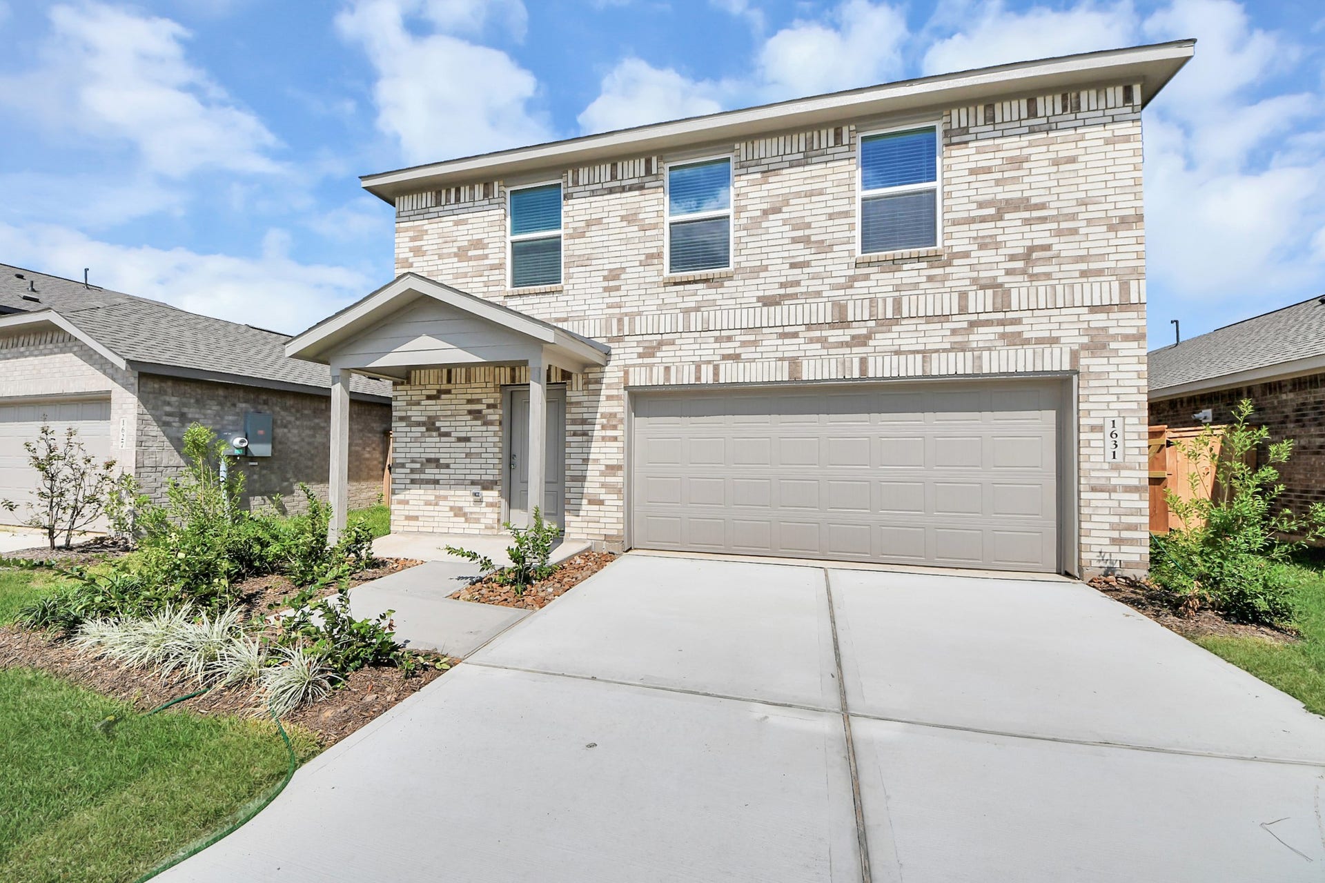 1631 Windrose Bend, Angleton, TX 77515 1631 Windrose Bend, Angleton, TX 77515