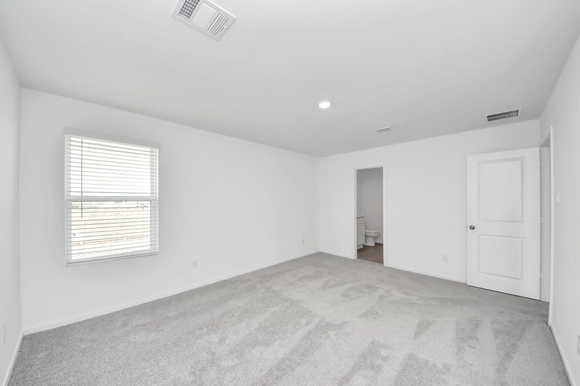 1631 Windrose Bend, Angleton, TX 77515 1631 Windrose Bend, Angleton, TX 77515