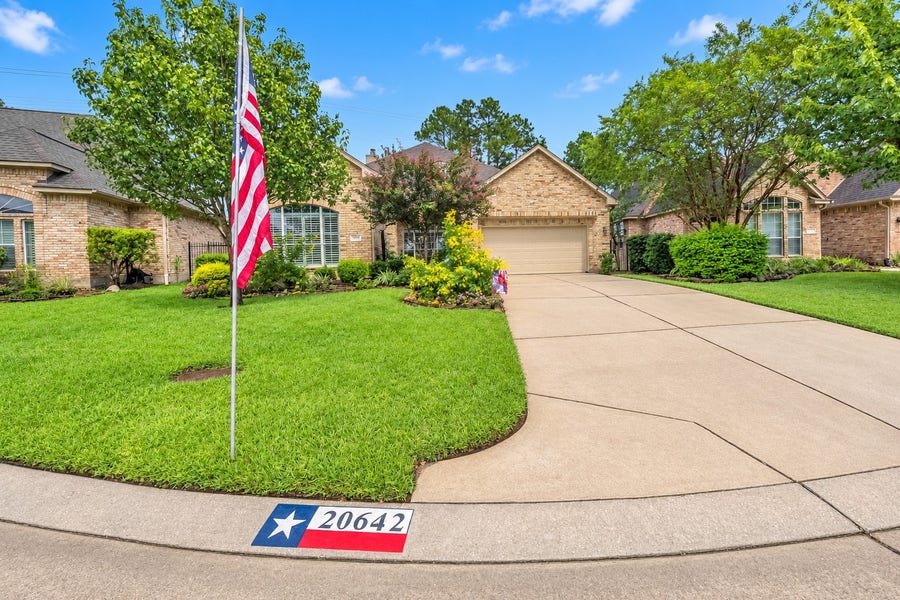 Property photo for 20642 Sunset Bend Lane, Spring, TX