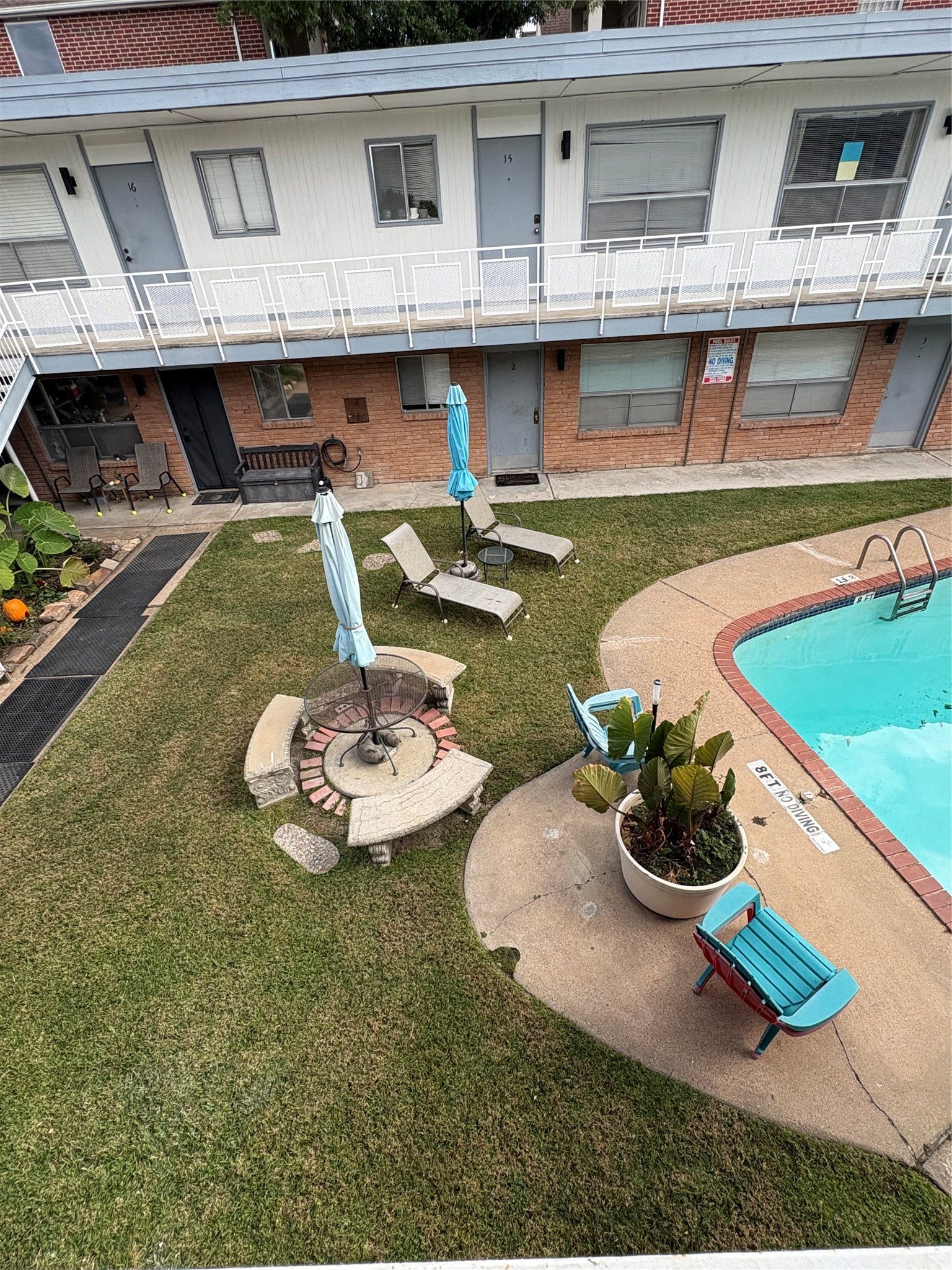1915 Branard Street, #10, Houston, TX 77098 Pool Area from Upstairs